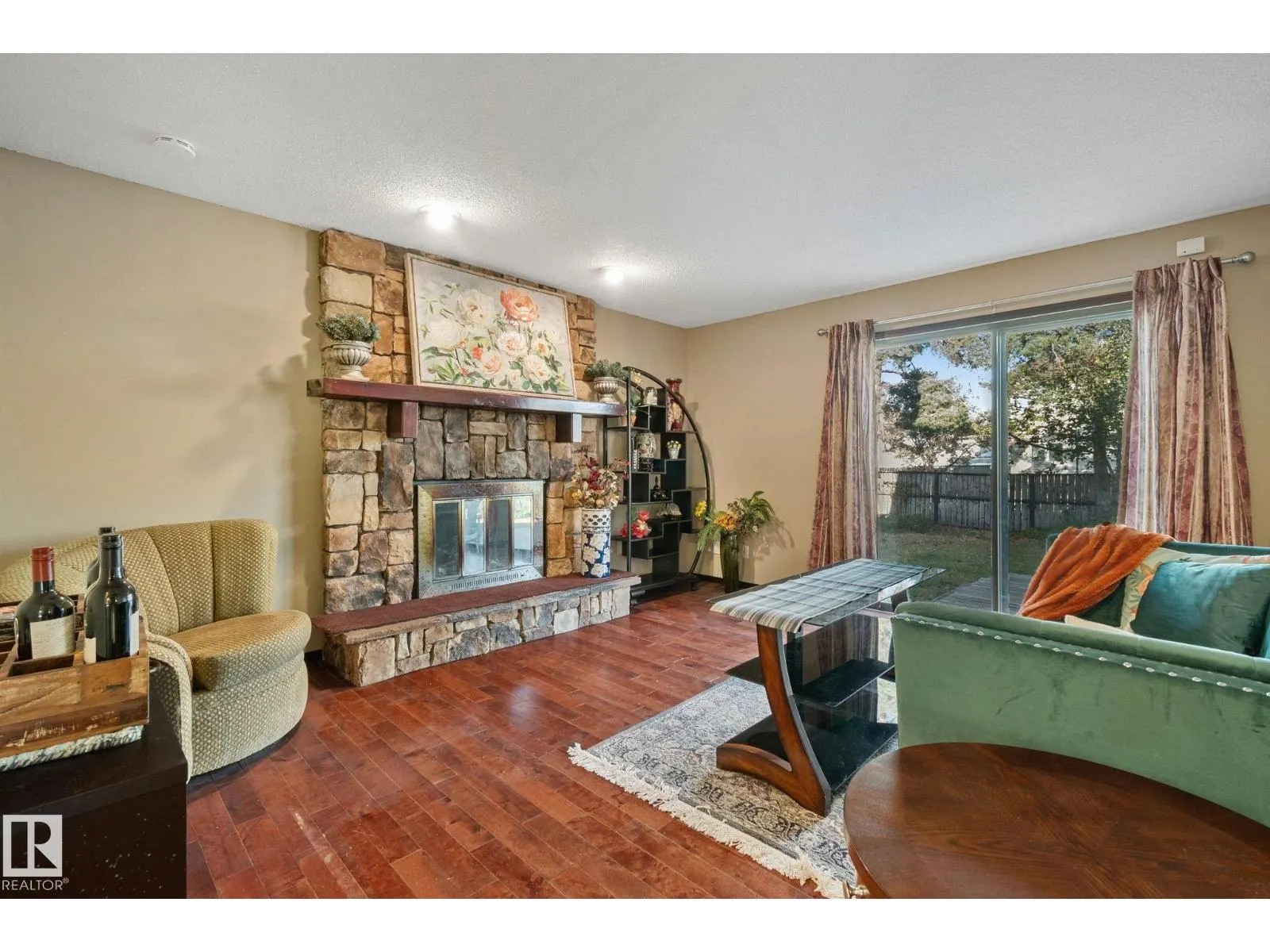 12218 143 AV NW