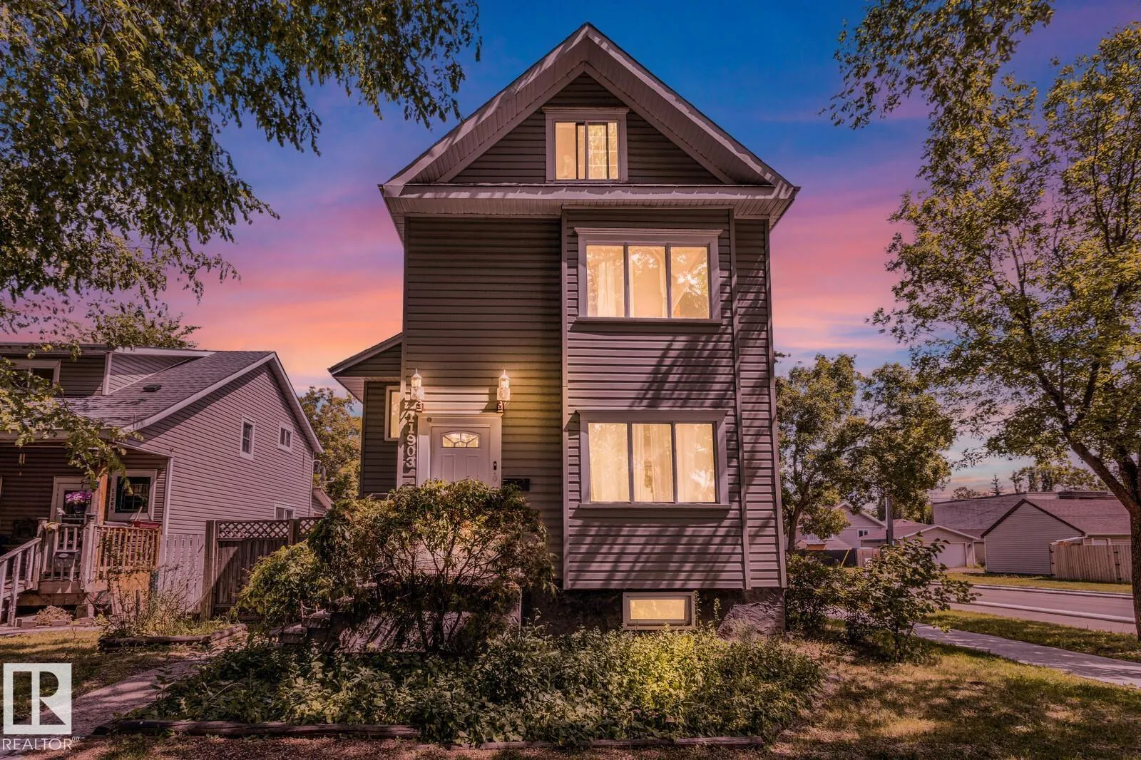 11903 91 ST NW