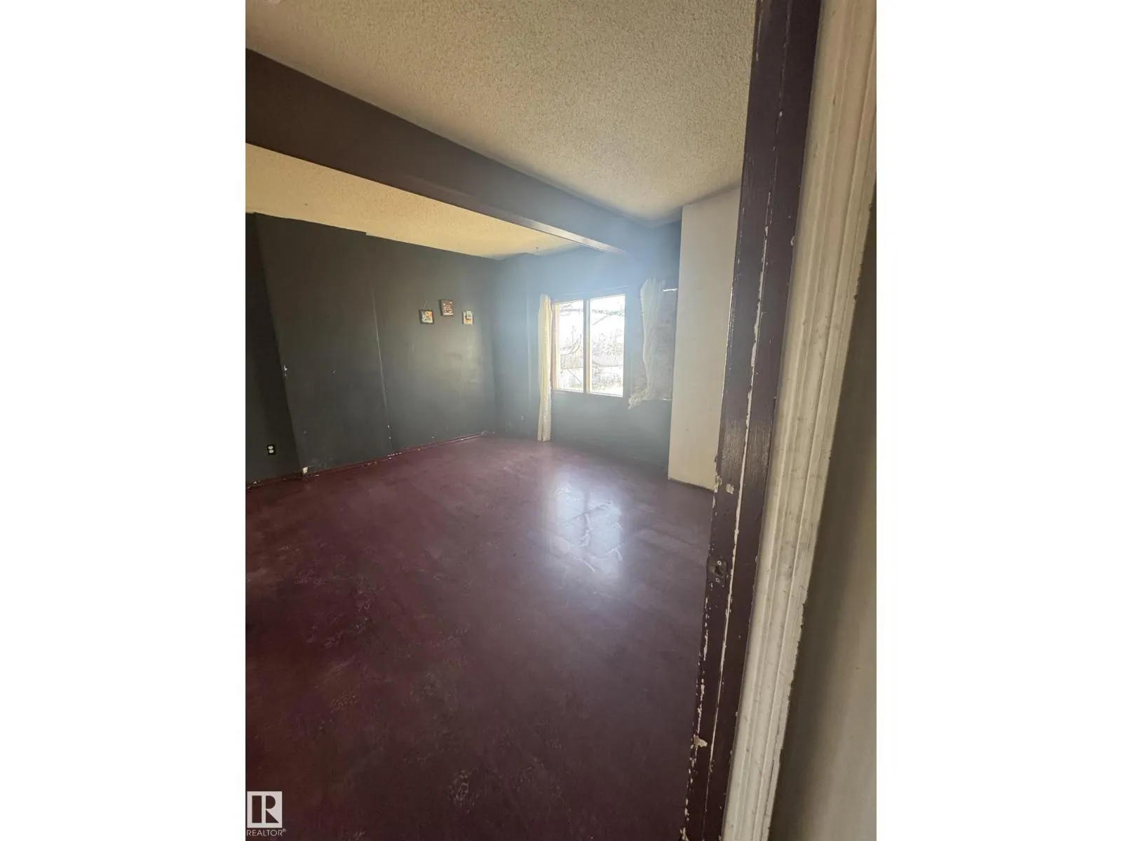 11903 91 ST NW