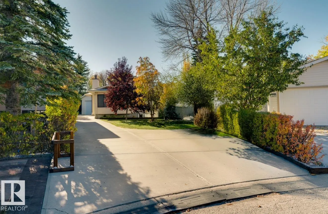 232 Rachview PL NW
