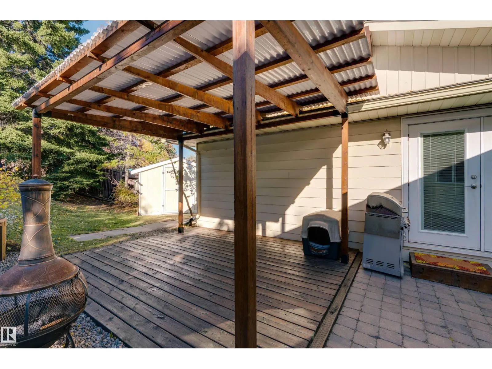 232 Rachview PL NW