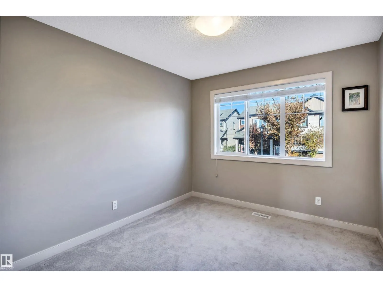 1690 CUNNINGHAM WY SW