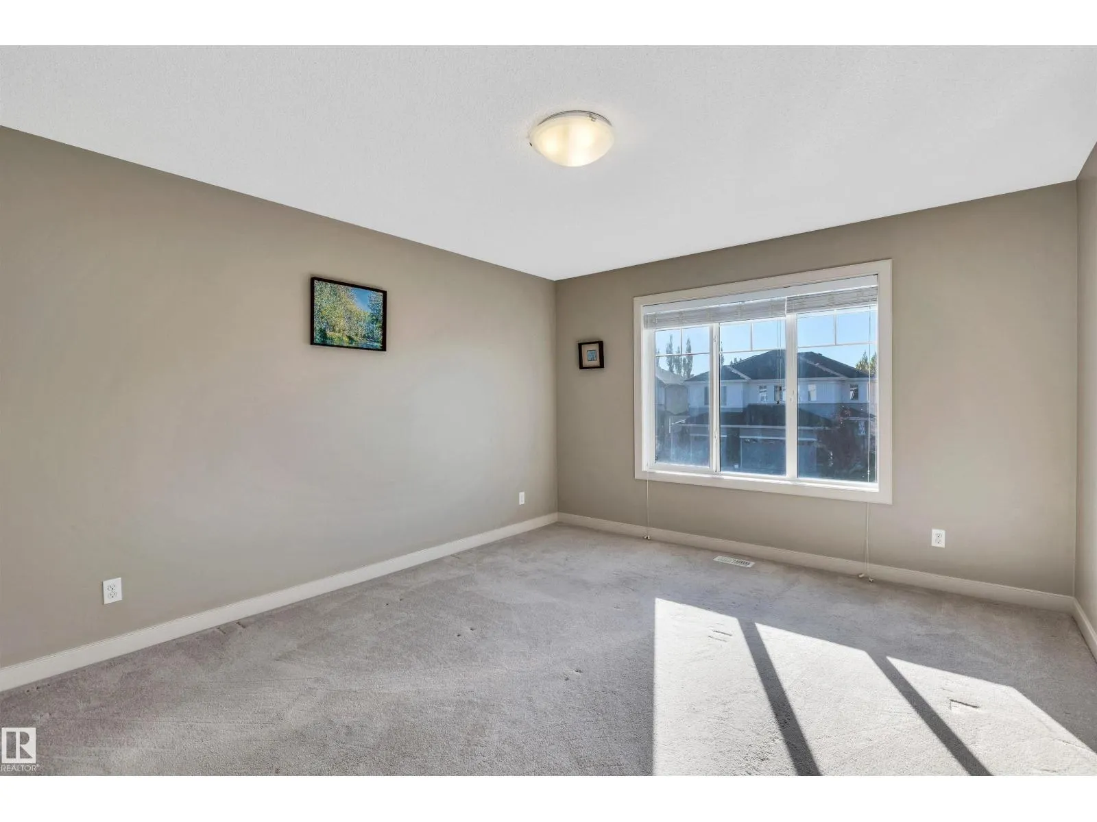 1690 CUNNINGHAM WY SW