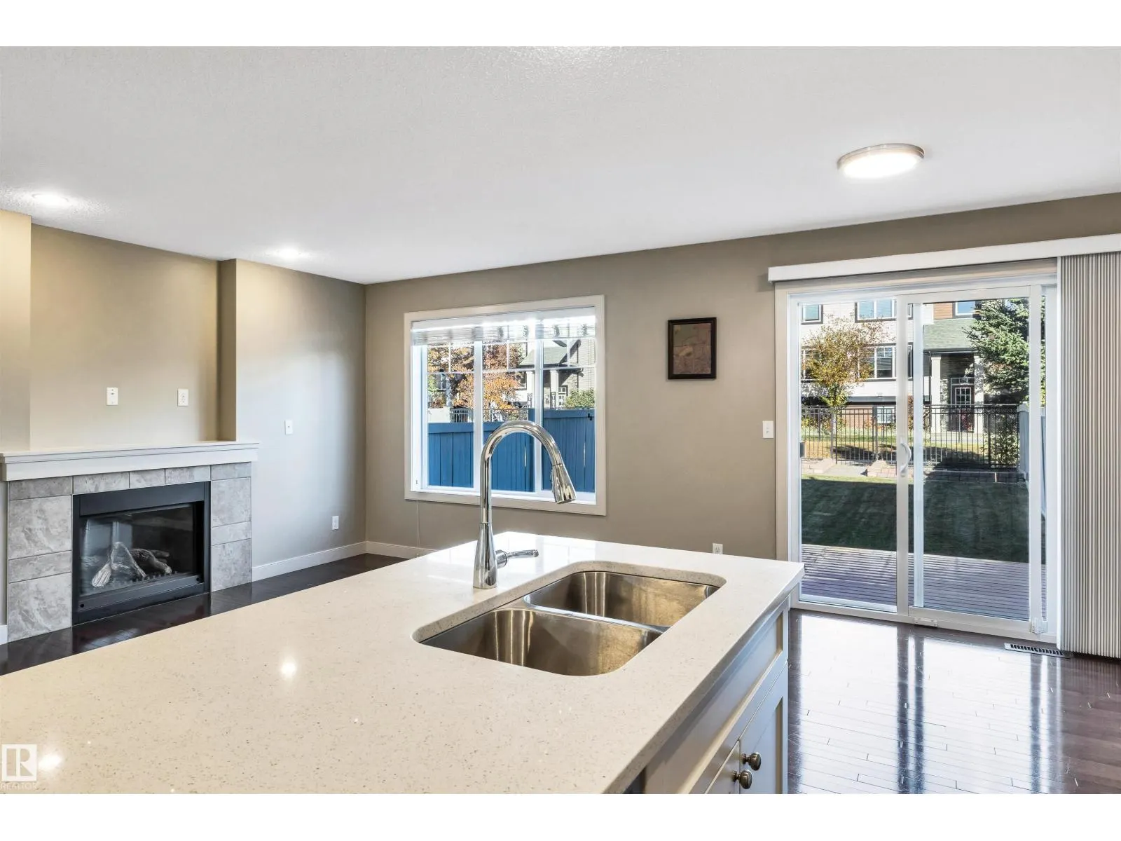 1690 CUNNINGHAM WY SW