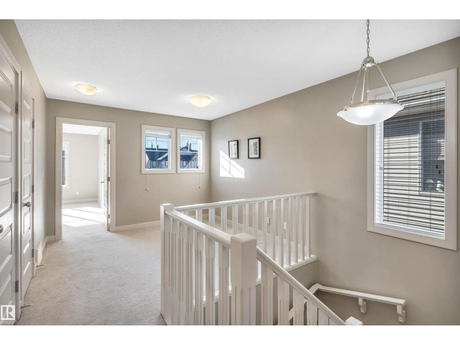 1690 CUNNINGHAM WY SW