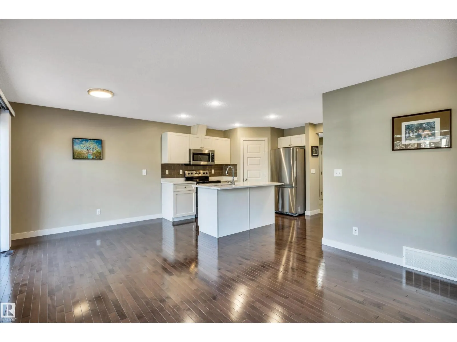 1690 CUNNINGHAM WY SW
