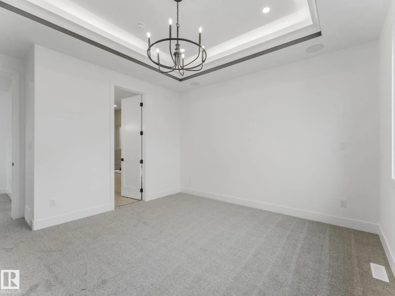 499 Canter Wynd