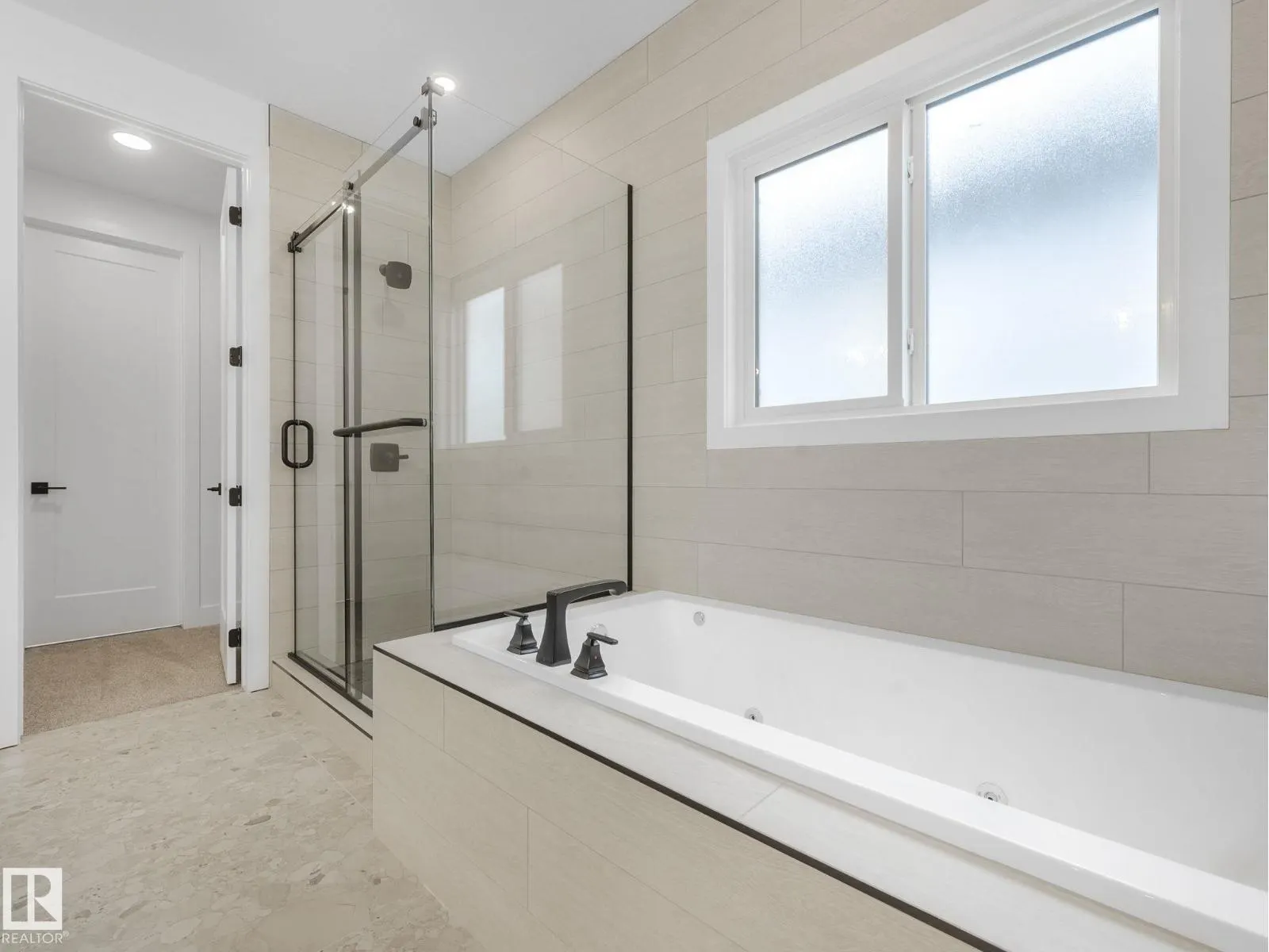 499 Canter Wynd