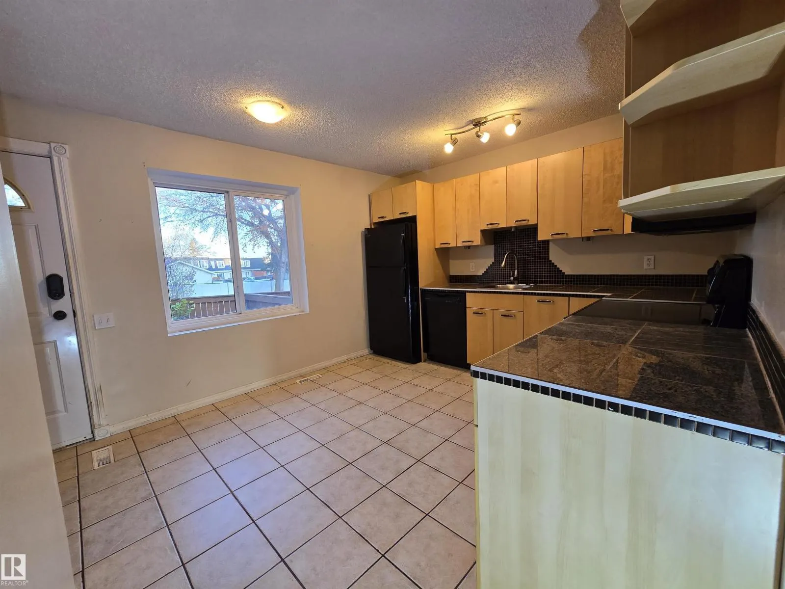 8019 178 ST NW