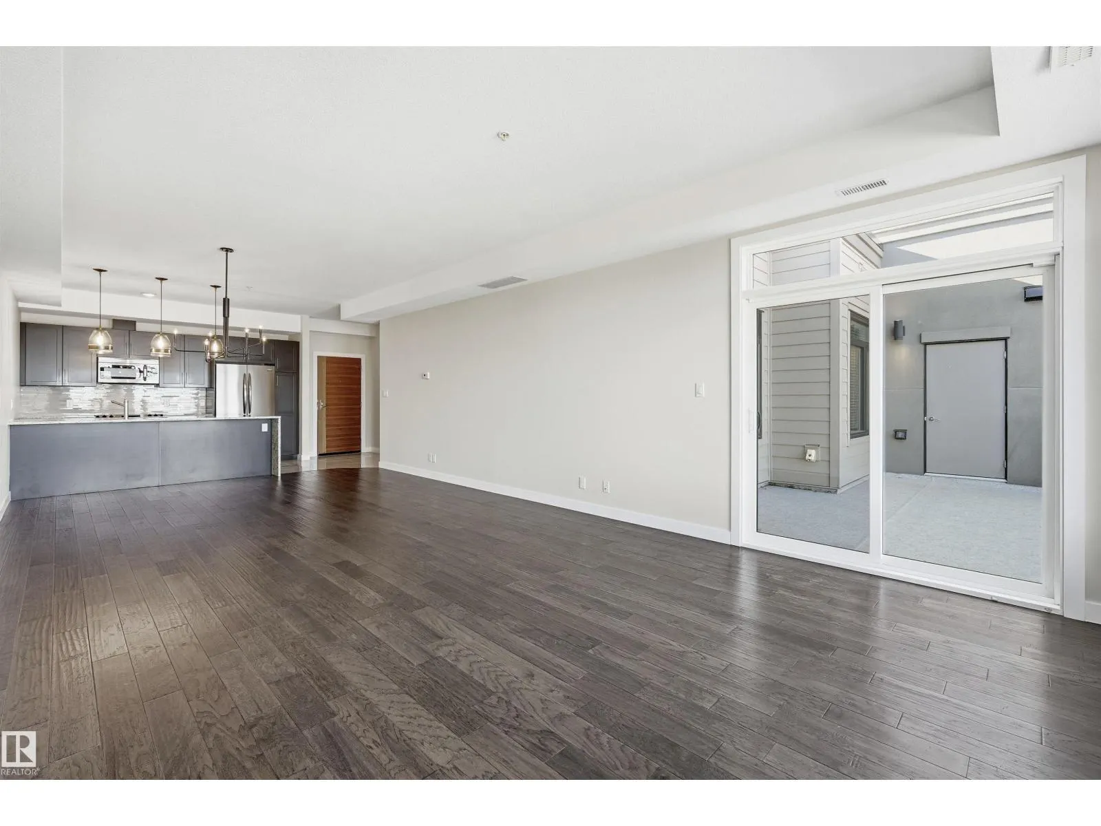 #413 625 LEGER WY NW