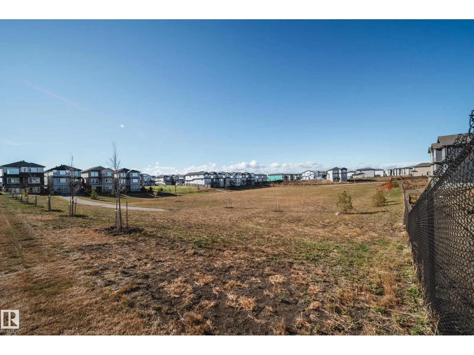 8511 183 AV NW NW