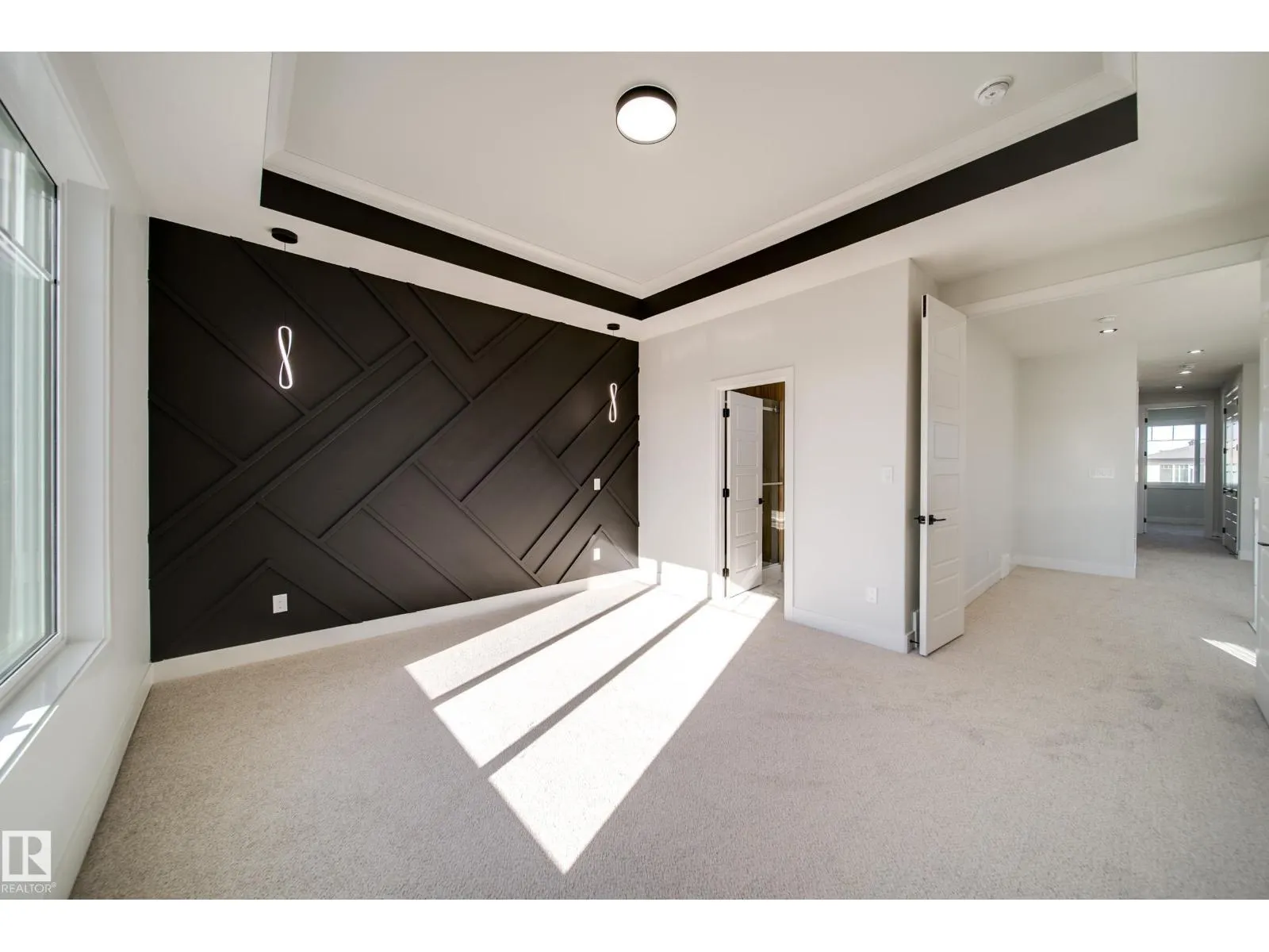 8511 183 AV NW NW