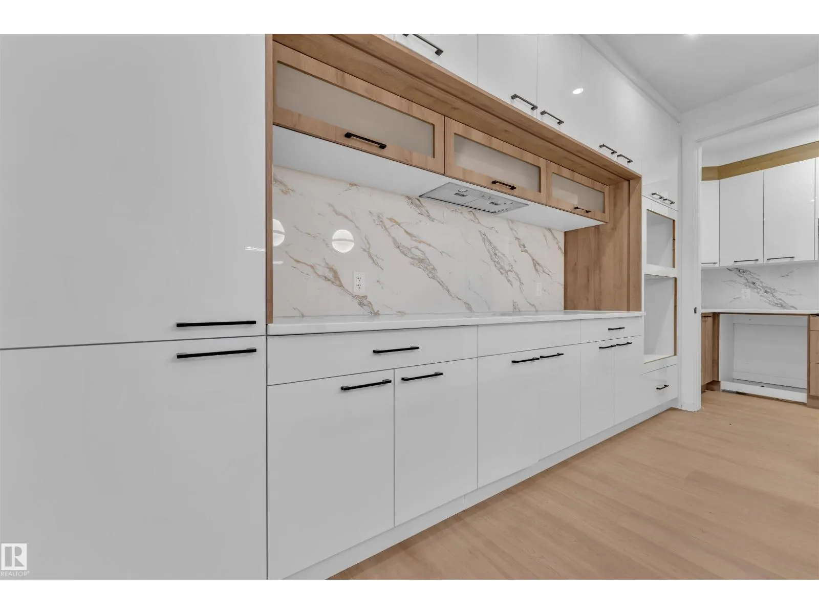 6310 20 ST NE