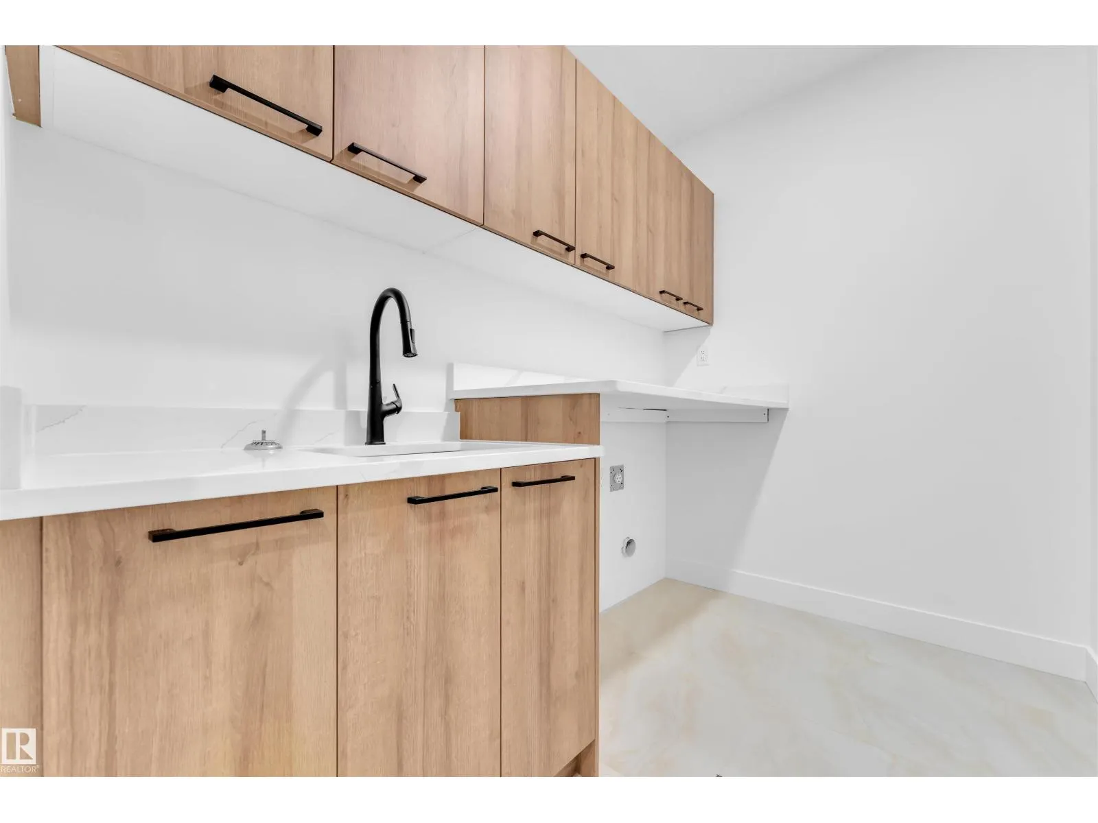 6310 20 ST NE