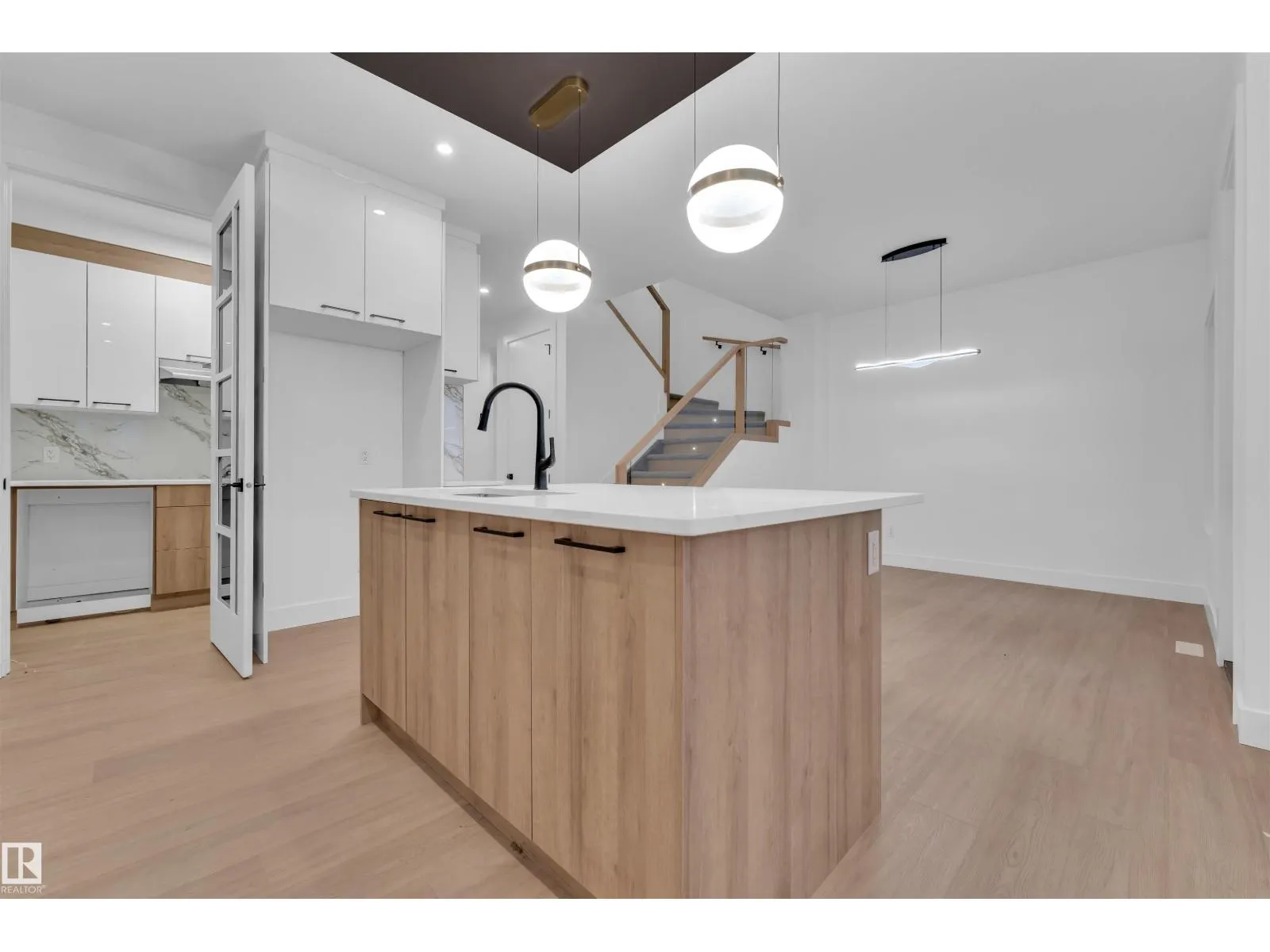 6310 20 ST NE