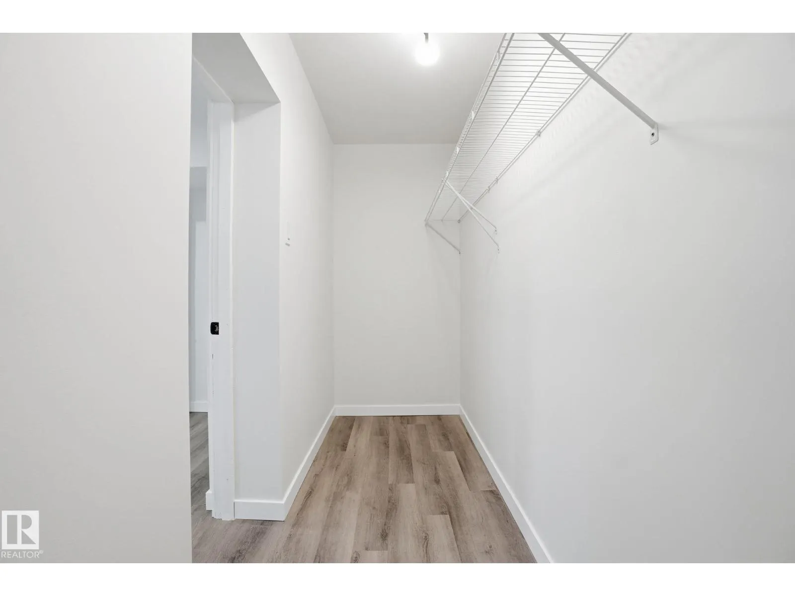 10524 134 AV NW