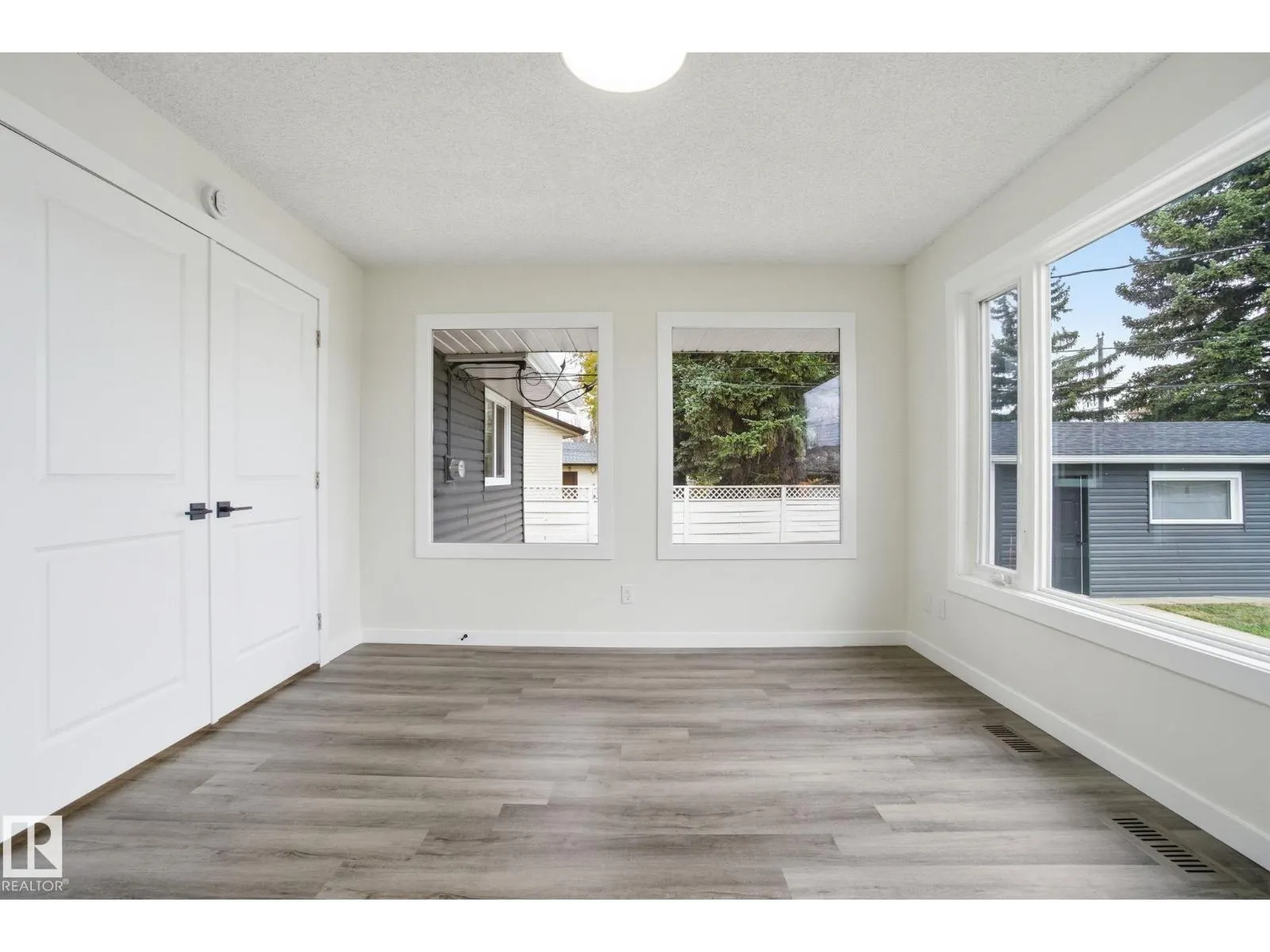 10524 134 AV NW