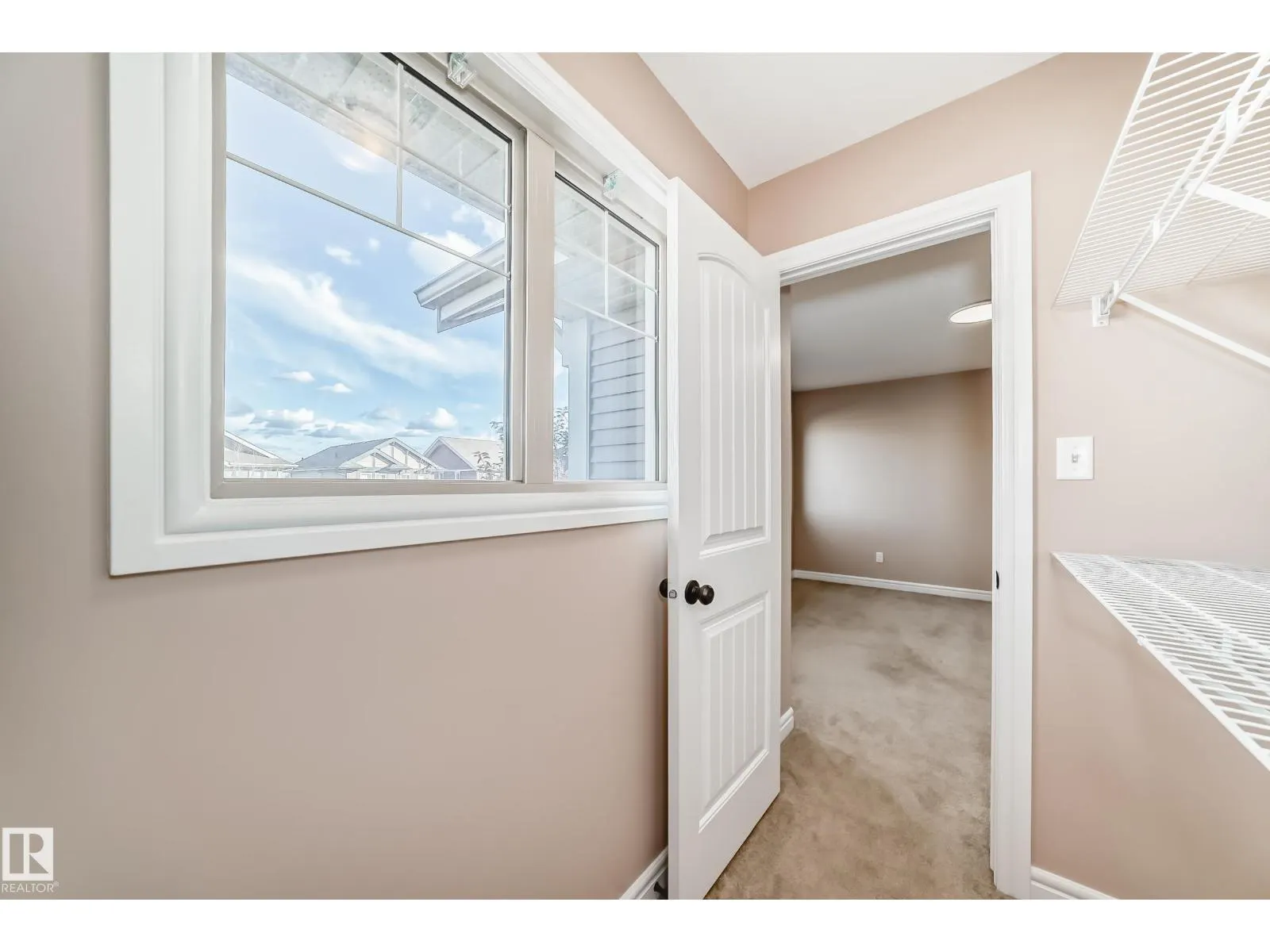283 GRIESBACH RD NW