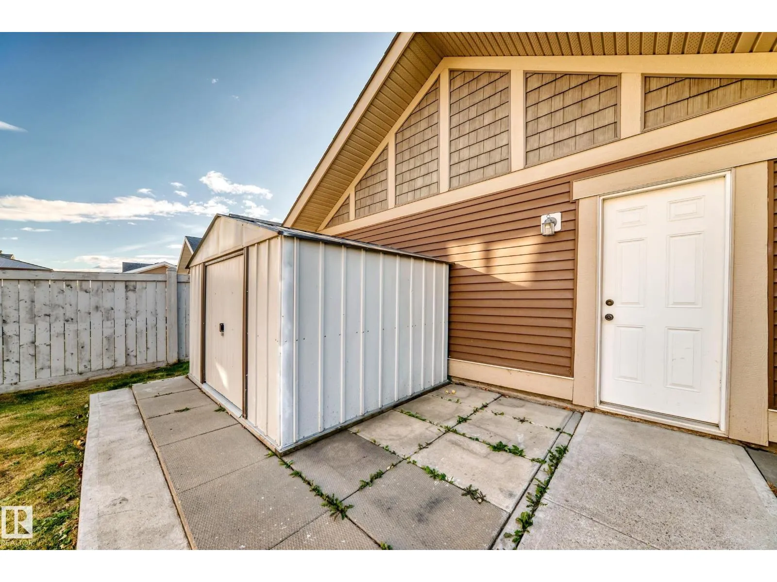 283 GRIESBACH RD NW