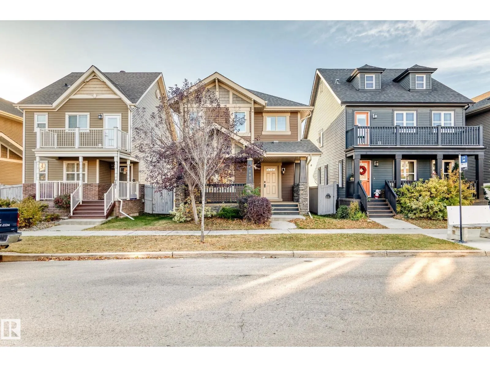 283 GRIESBACH RD NW