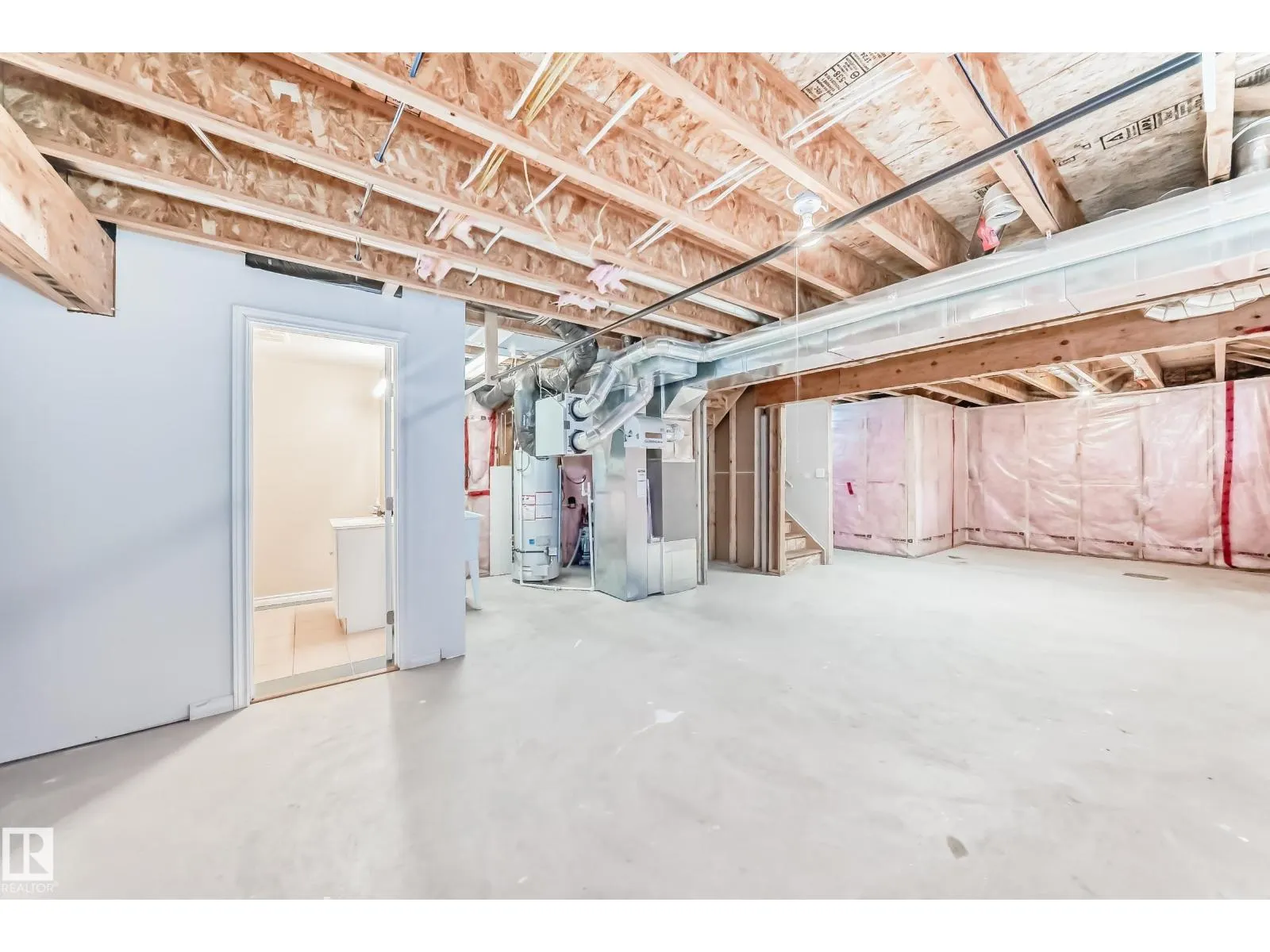 283 GRIESBACH RD NW