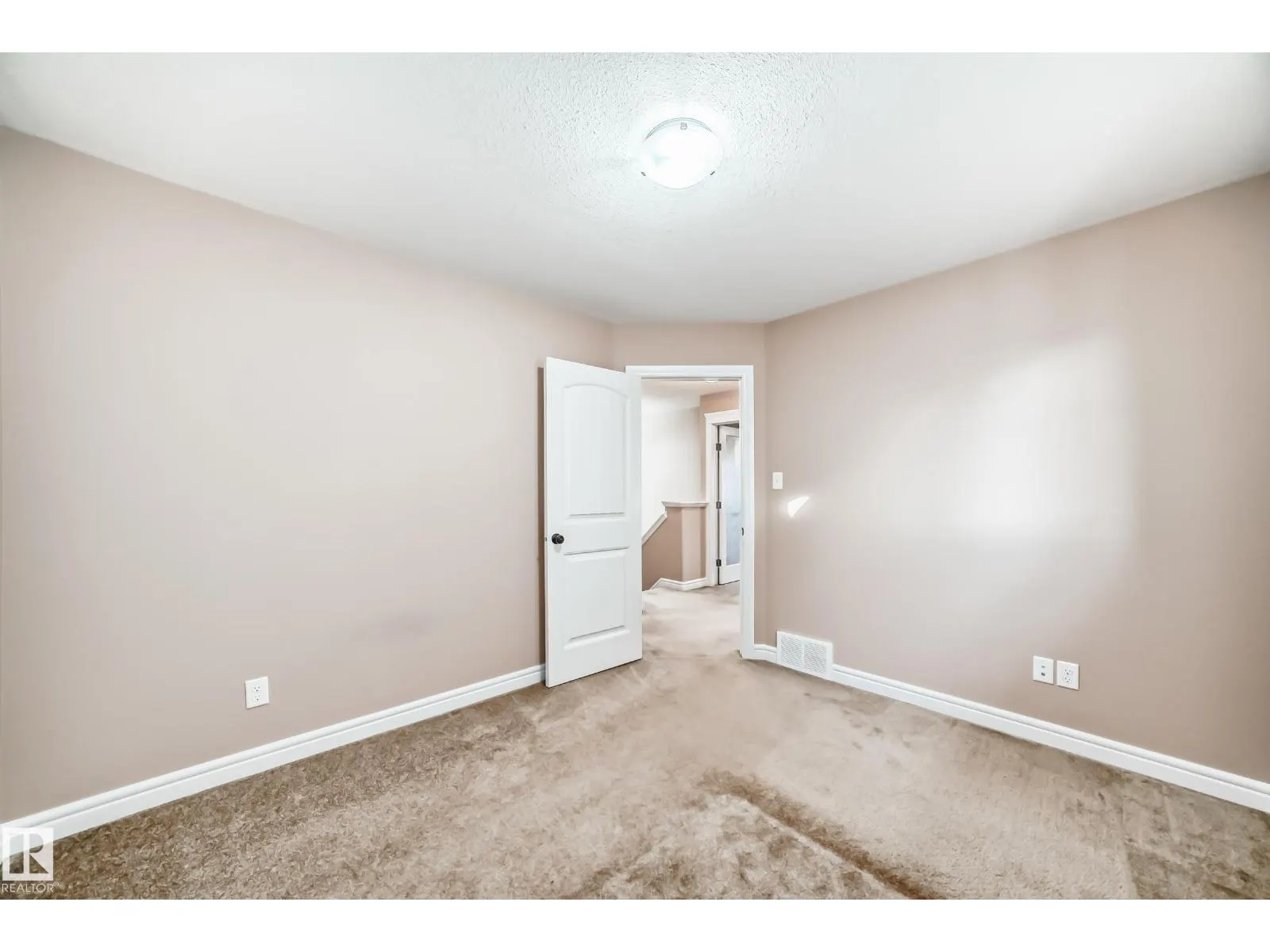 283 GRIESBACH RD NW