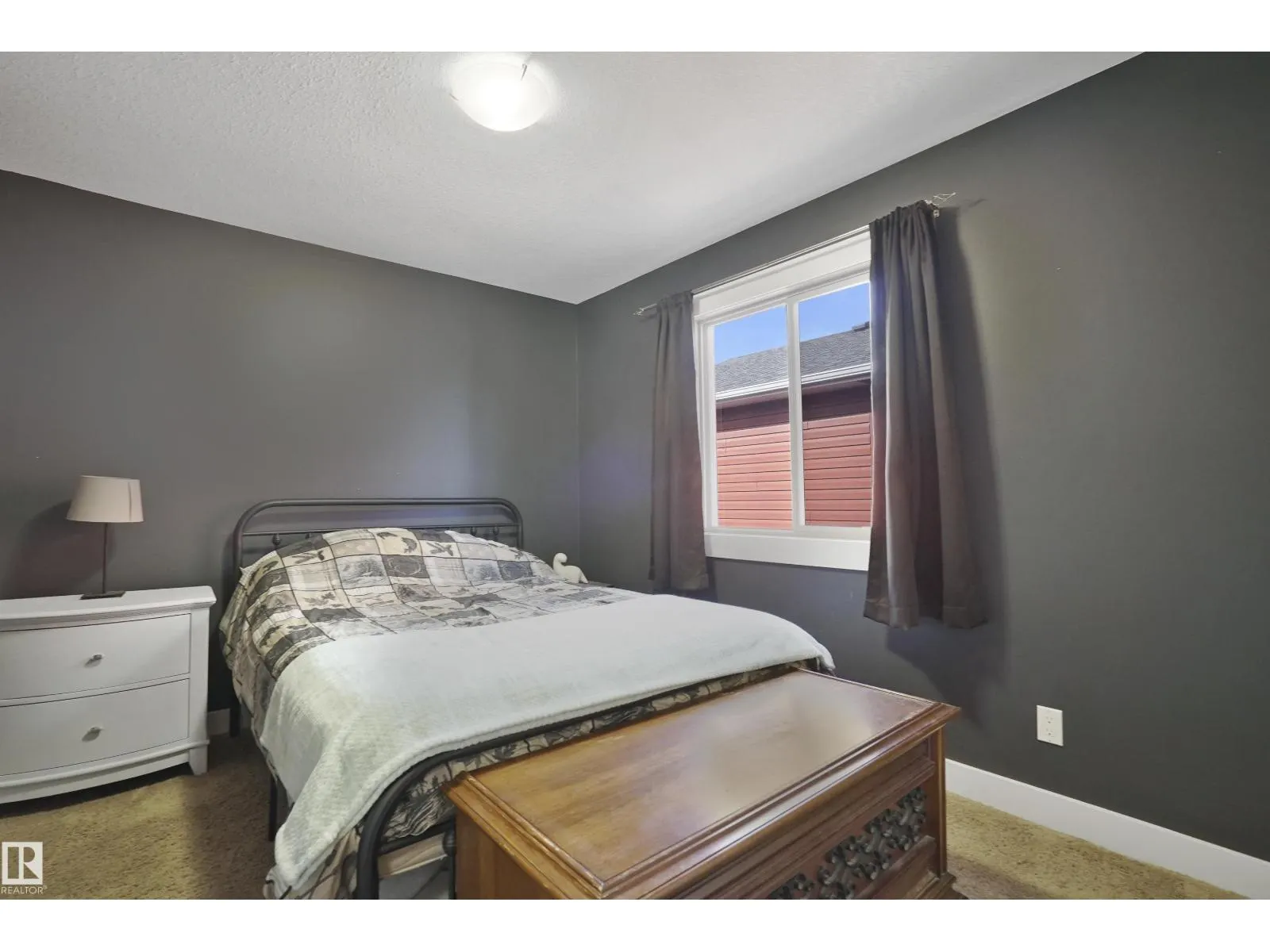 30 HILLDOWNS DR