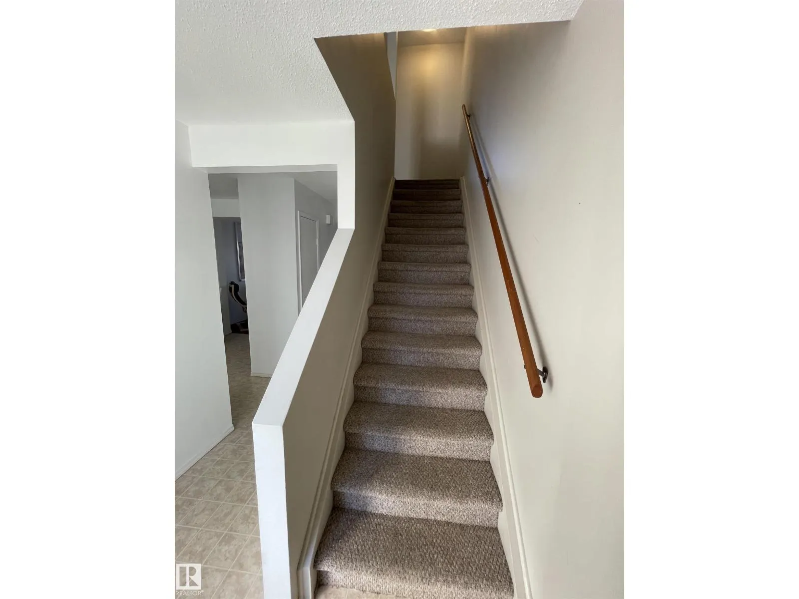 132 DICKINSFIELD CO NW