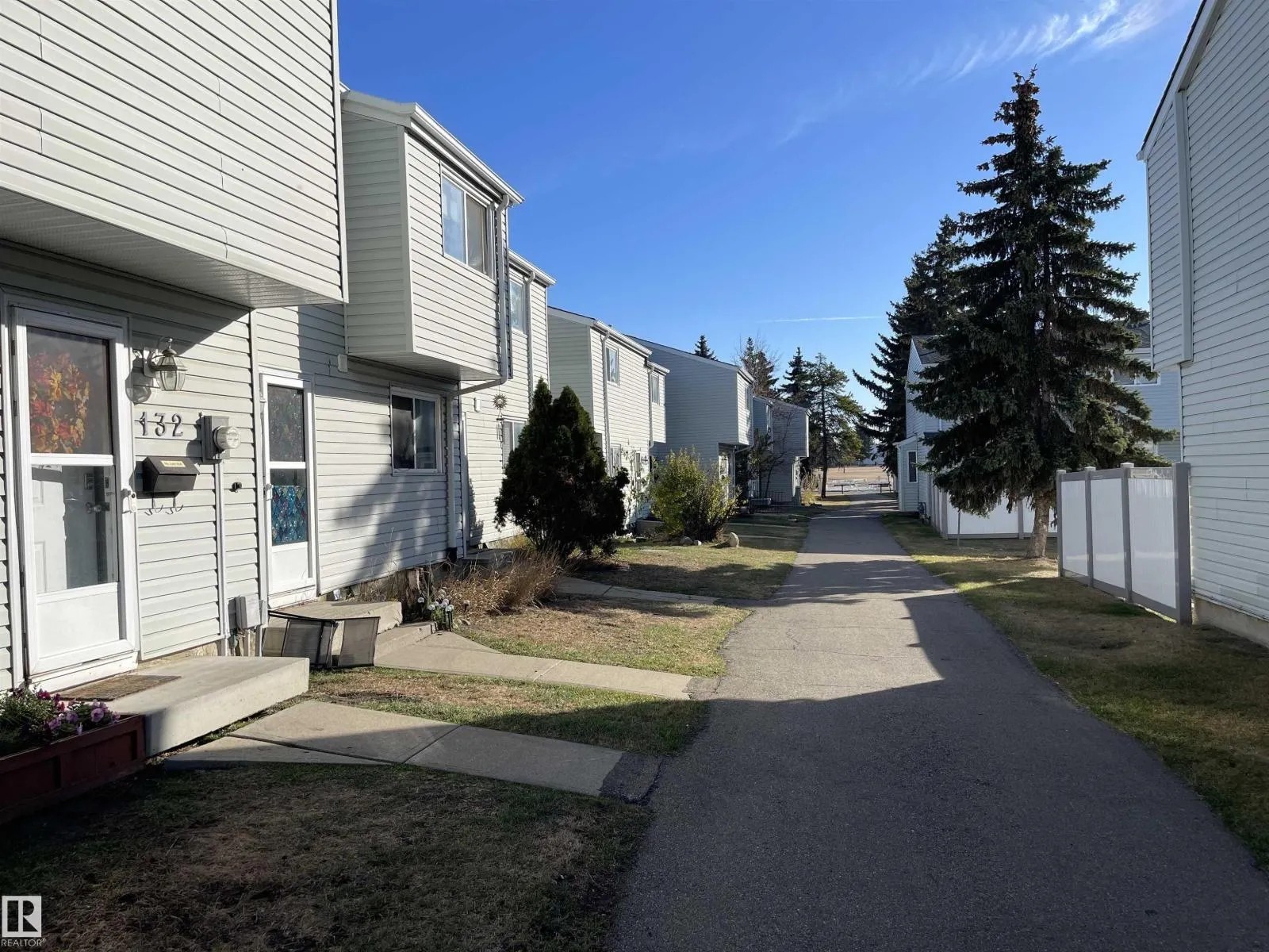 132 DICKINSFIELD CO NW