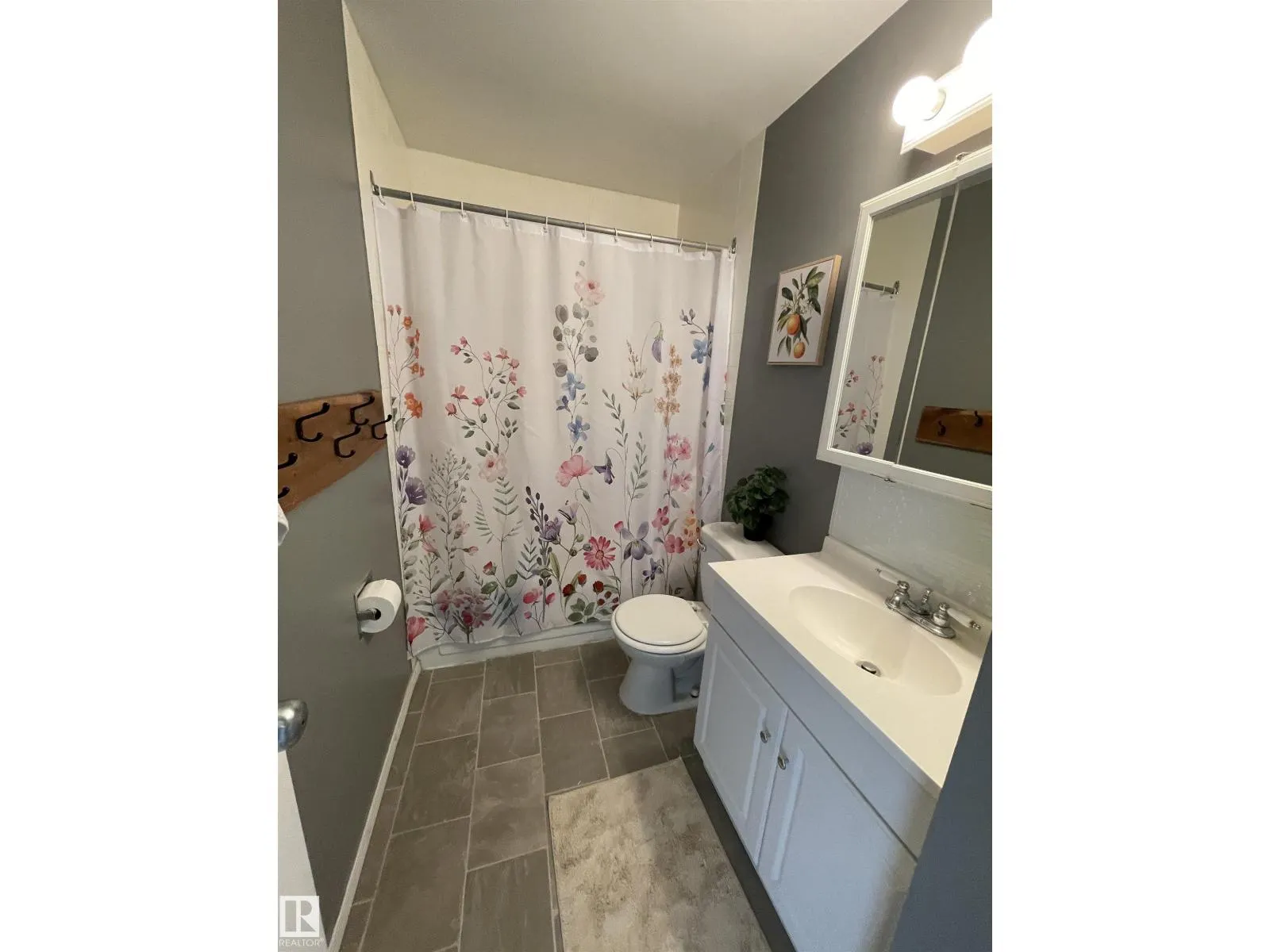 132 DICKINSFIELD CO NW