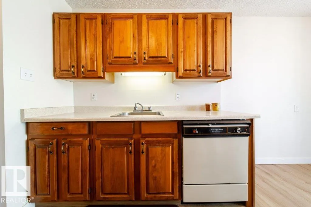#1101 12141 JASPER AV NW