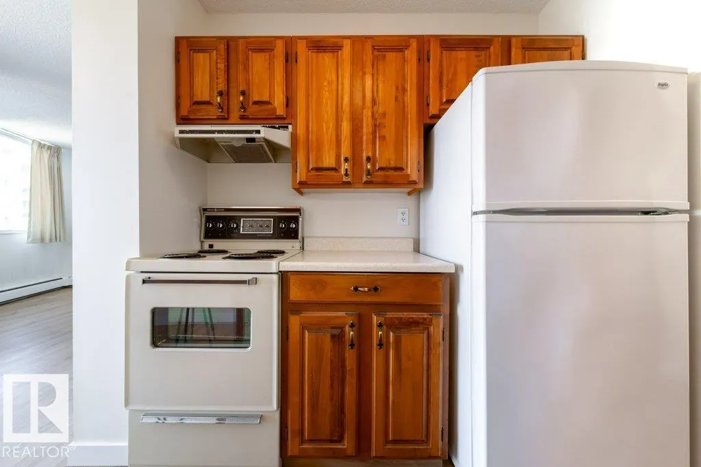 #1101 12141 JASPER AV NW