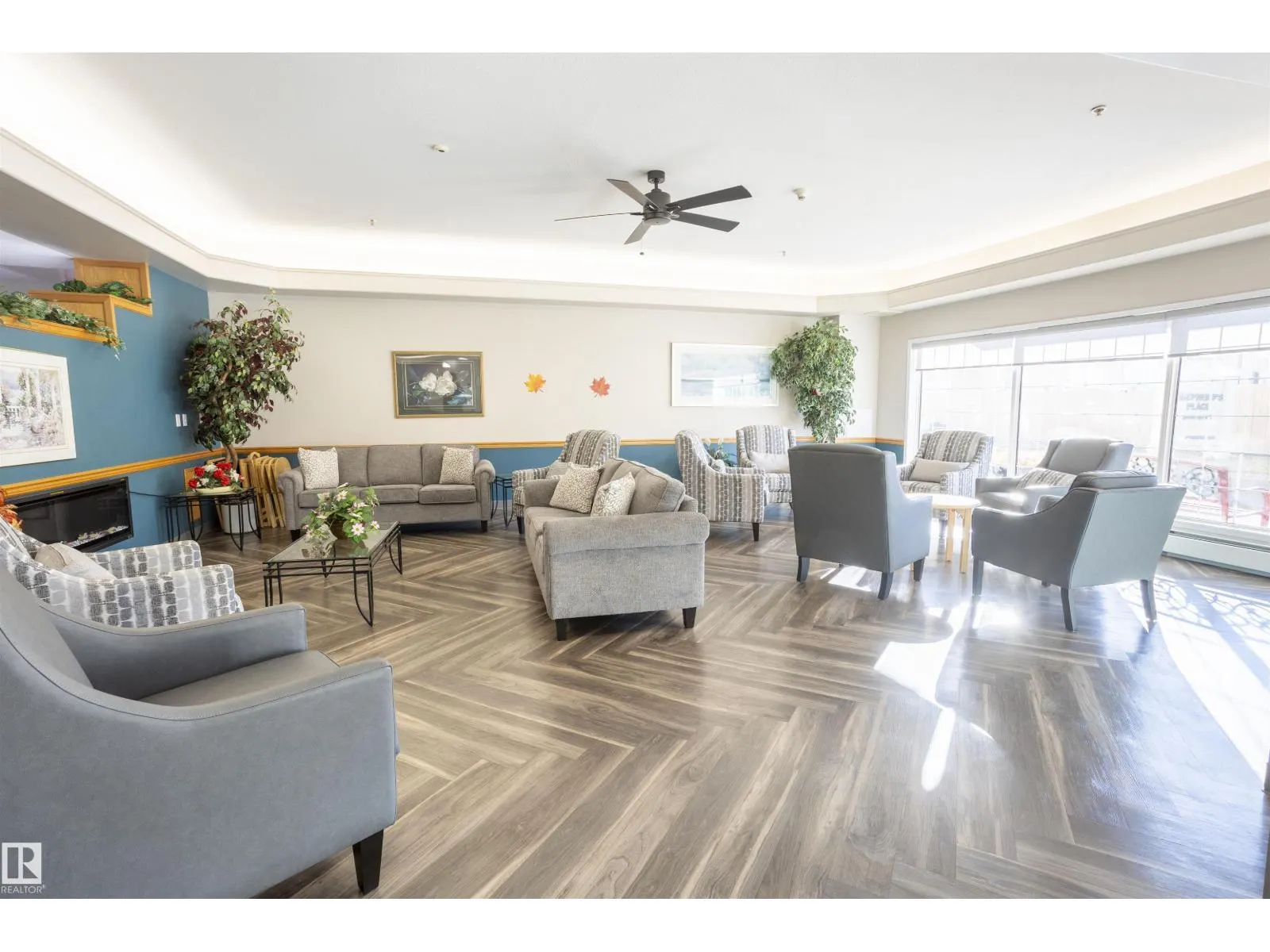 #262 13441 127 ST NW