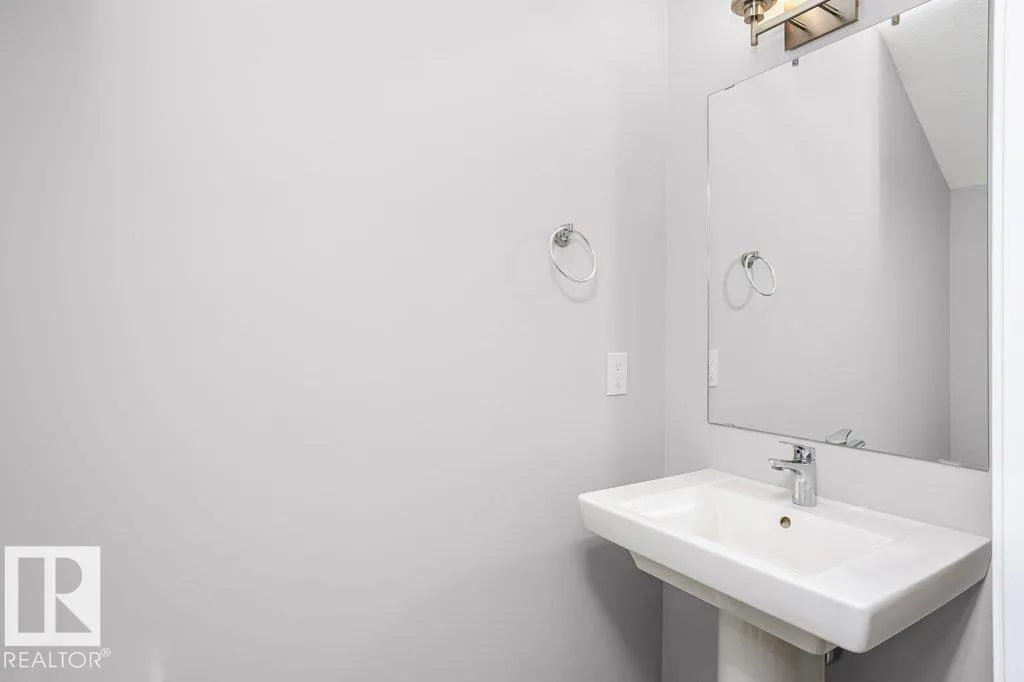 #58 320 Secord BV NW