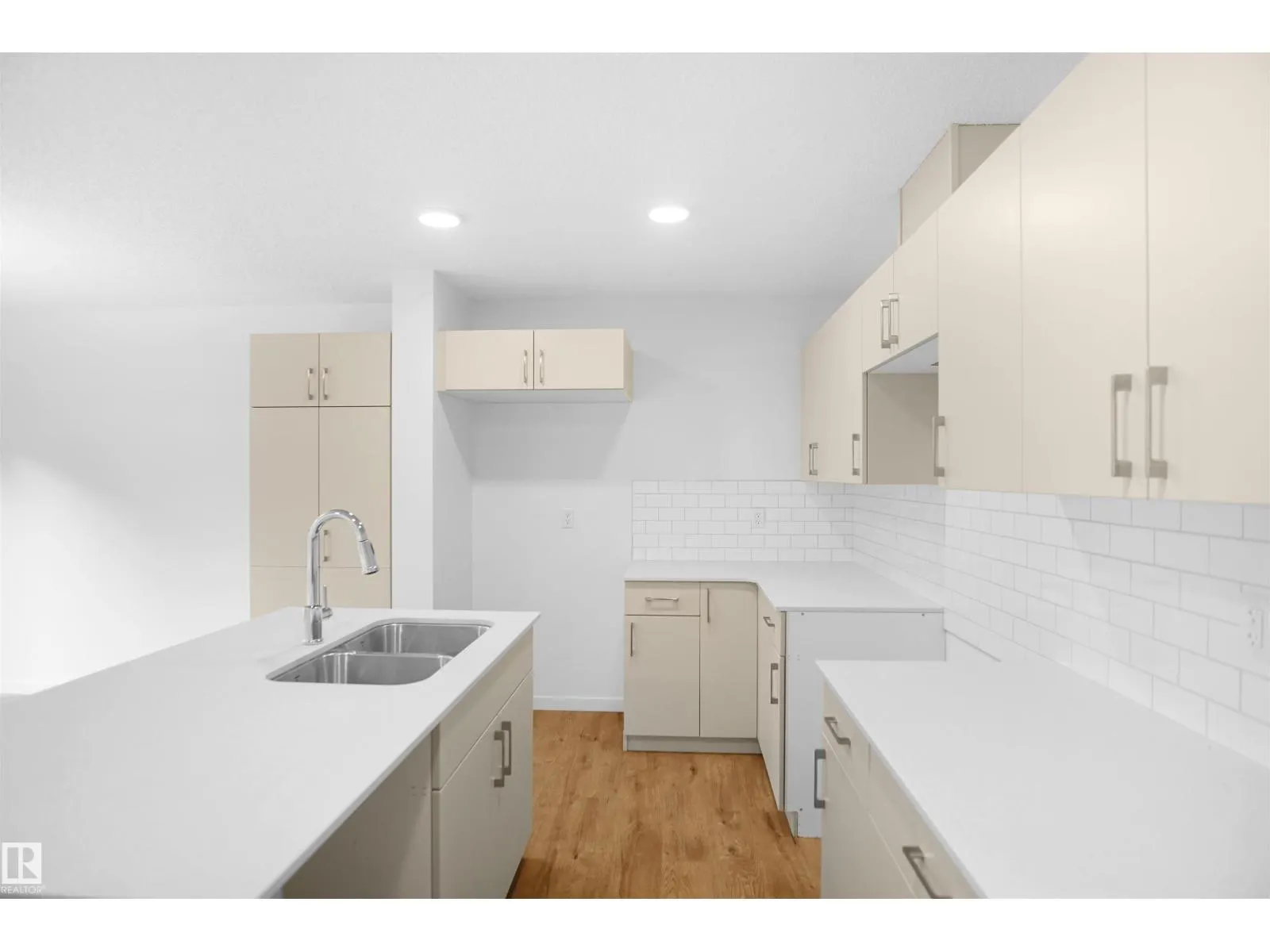 #24 1430 Aster WY NW