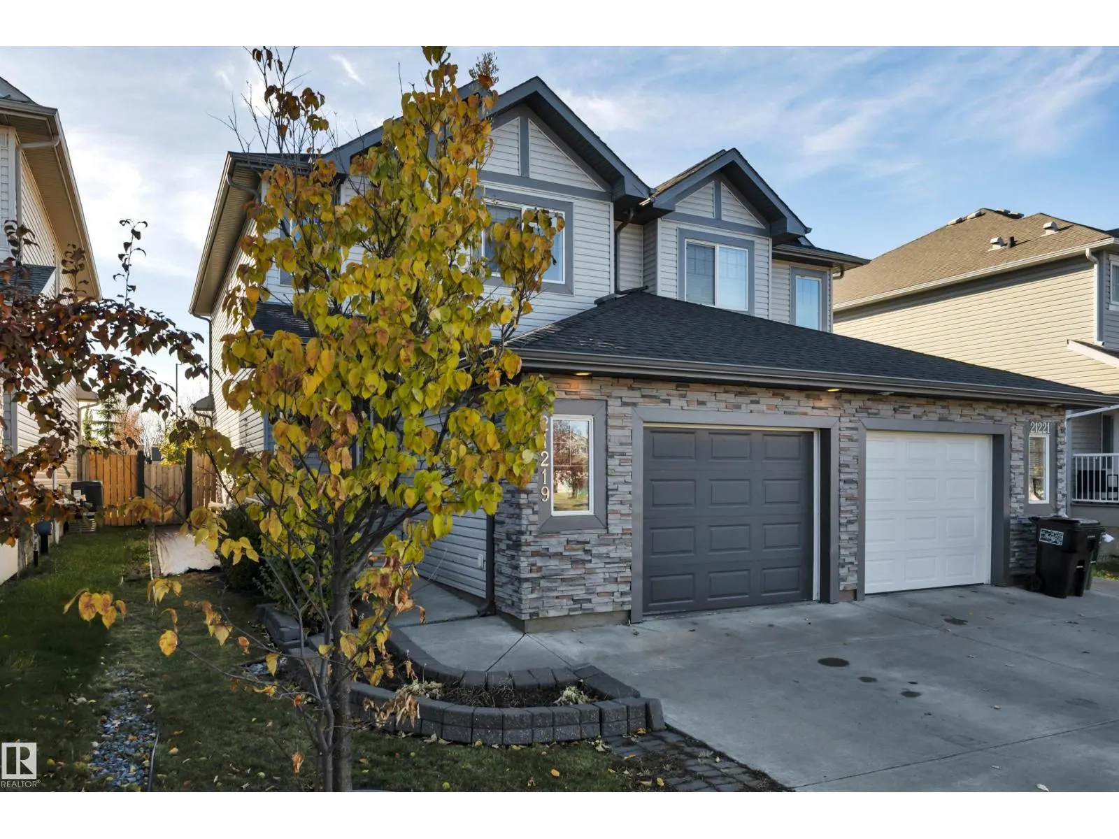 21219 94 AV NW