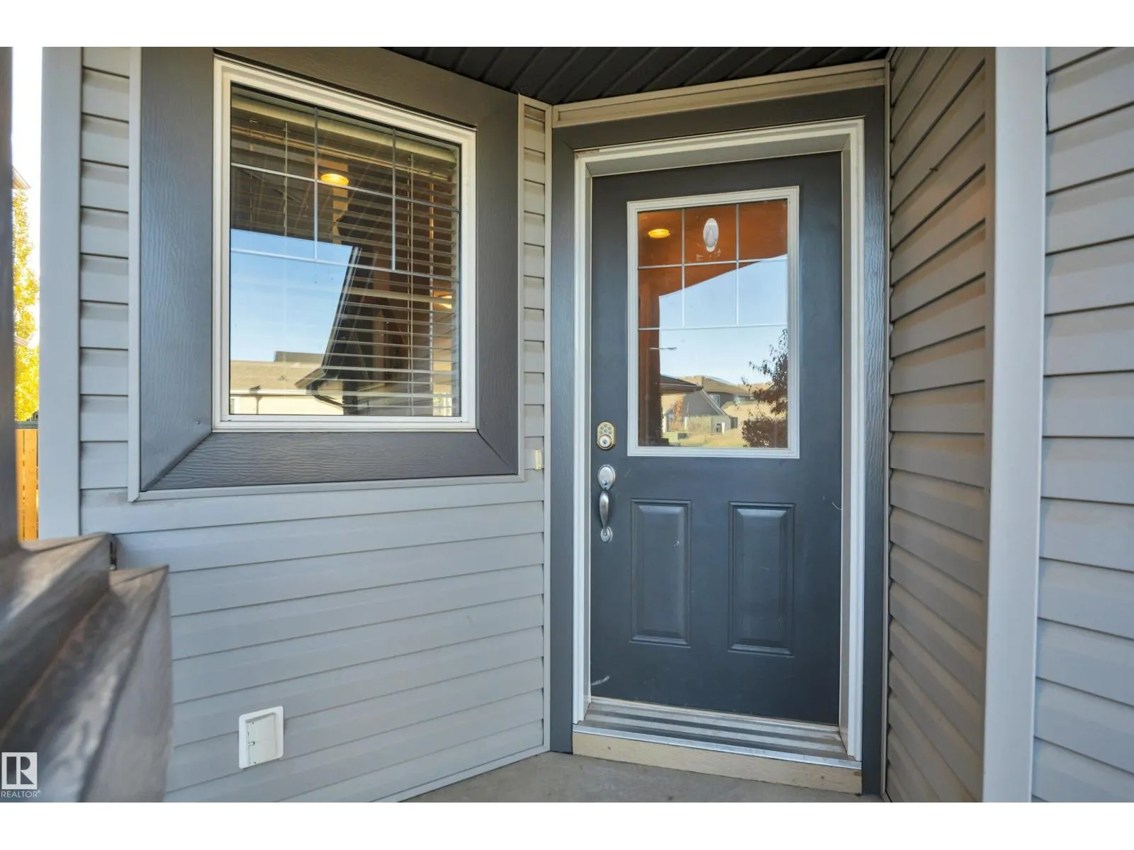21219 94 AV NW