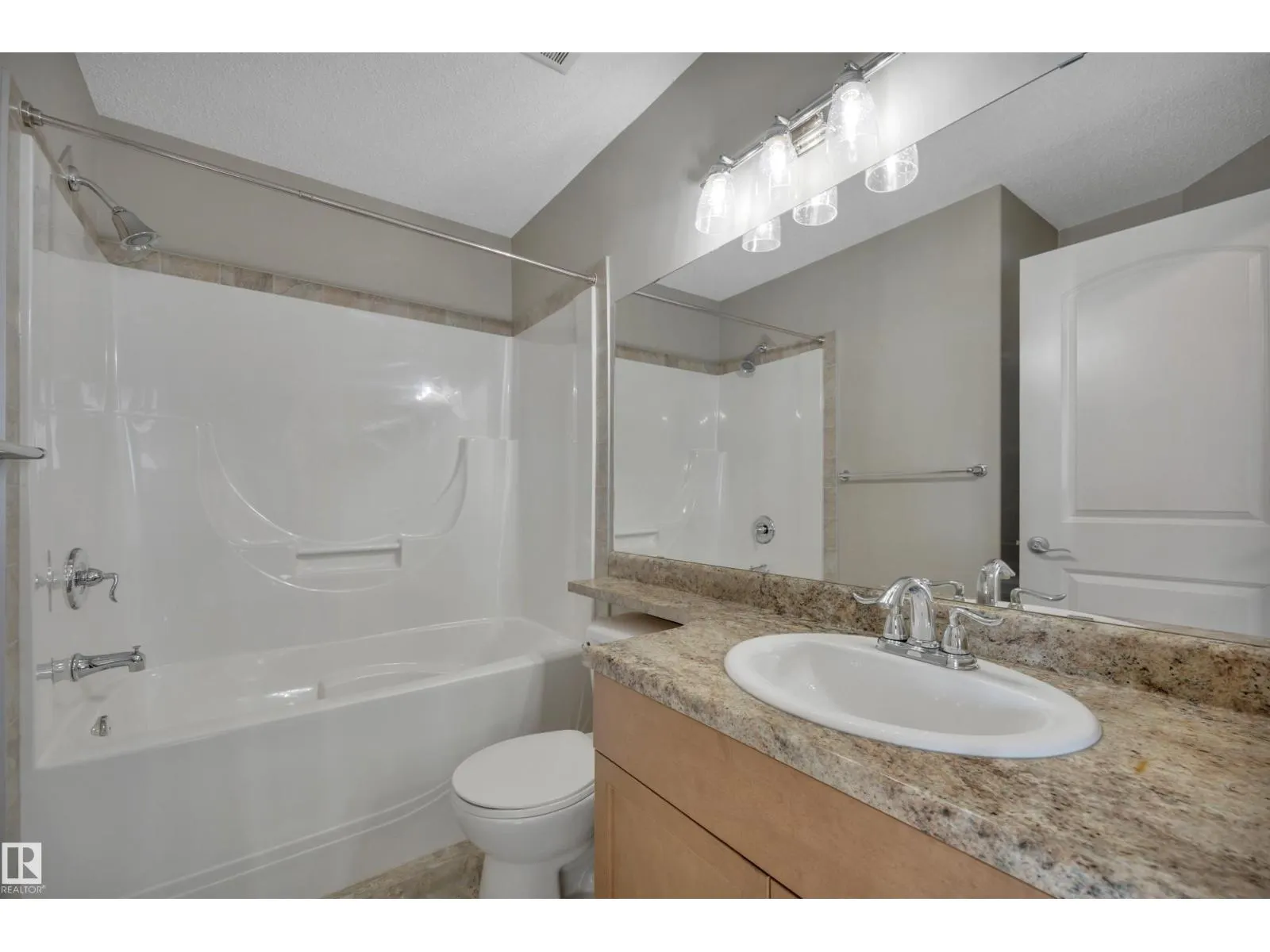 21219 94 AV NW