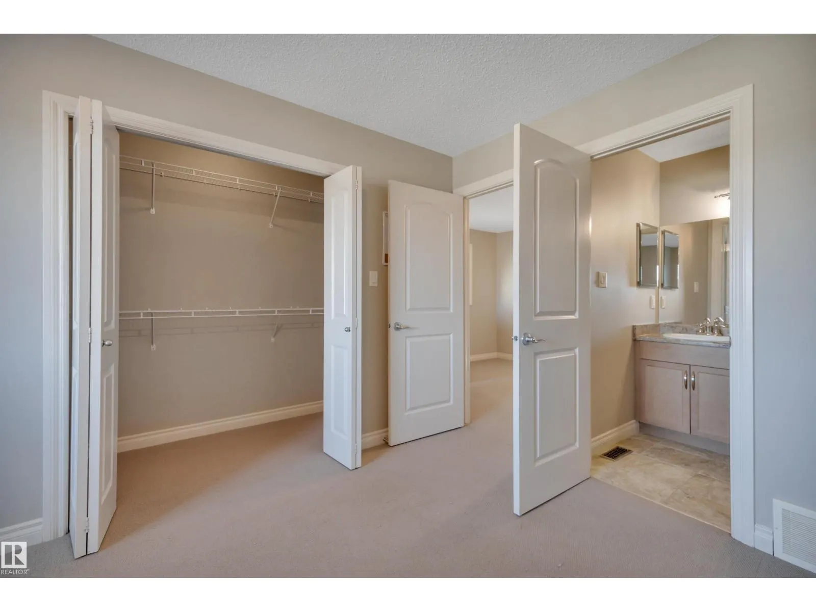 21219 94 AV NW