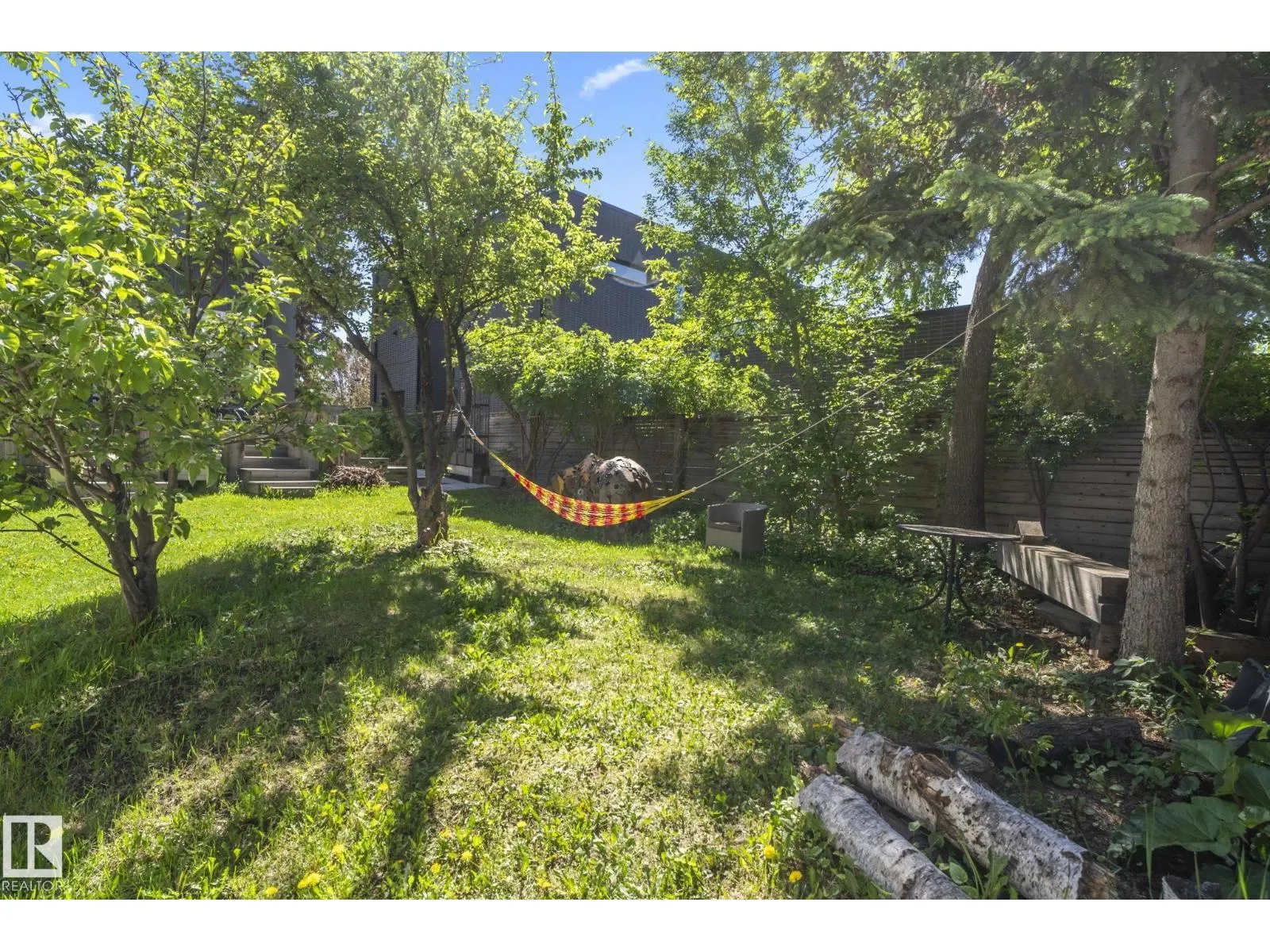 7222 119 ST NW