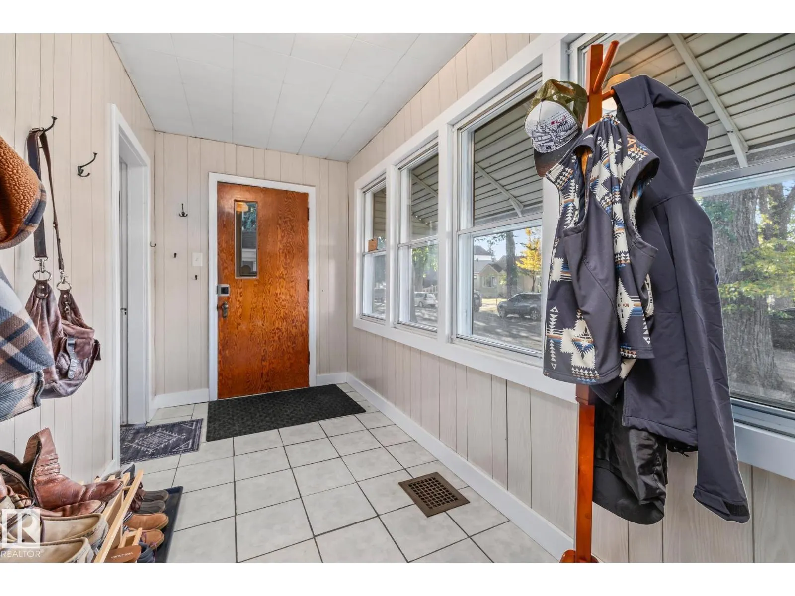11423 85 st NW