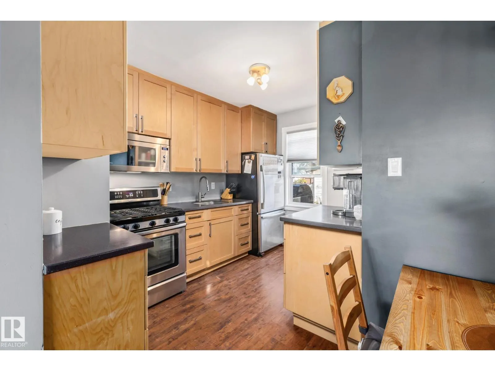 11423 85 st NW