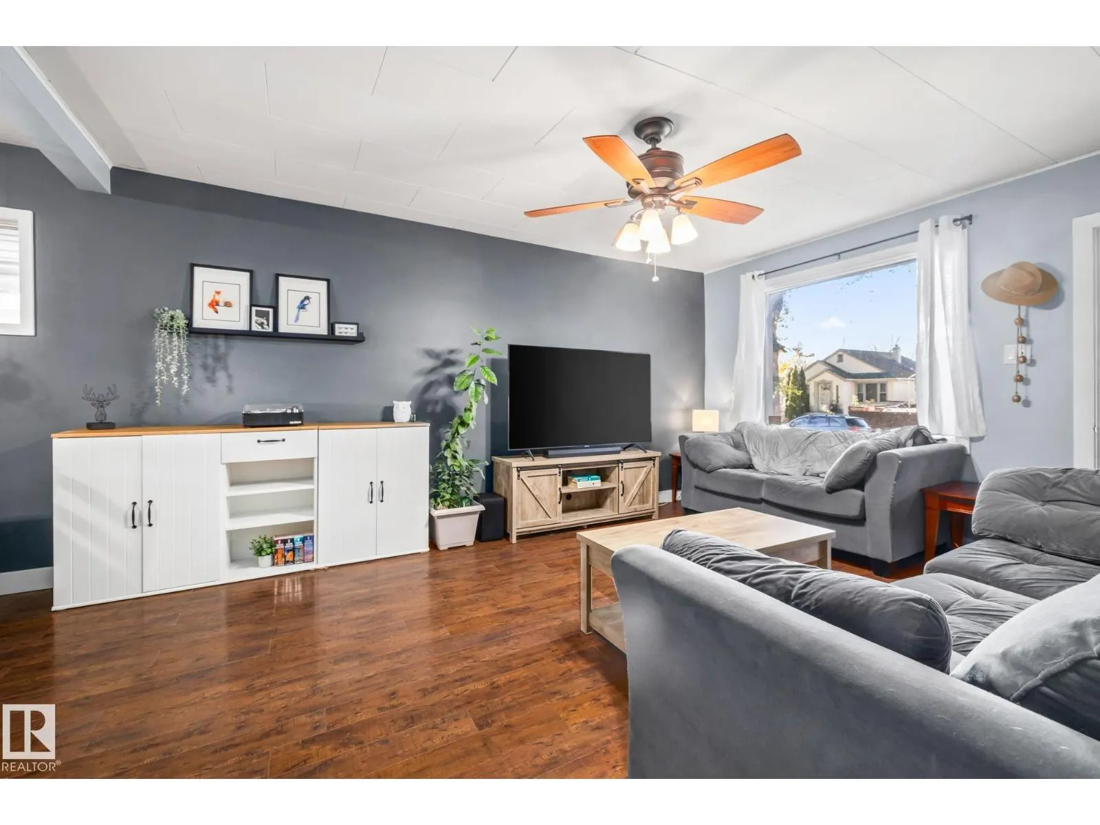 11423 85 st NW