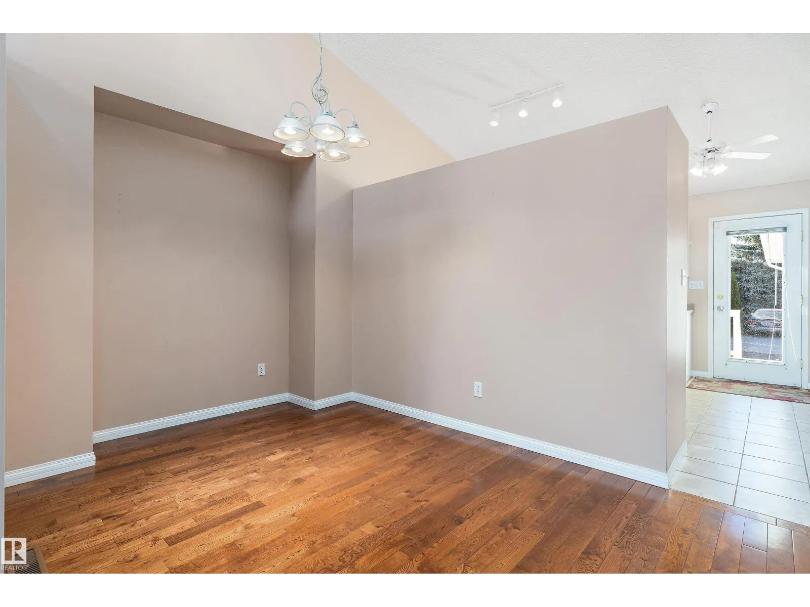15028 128 ST NW