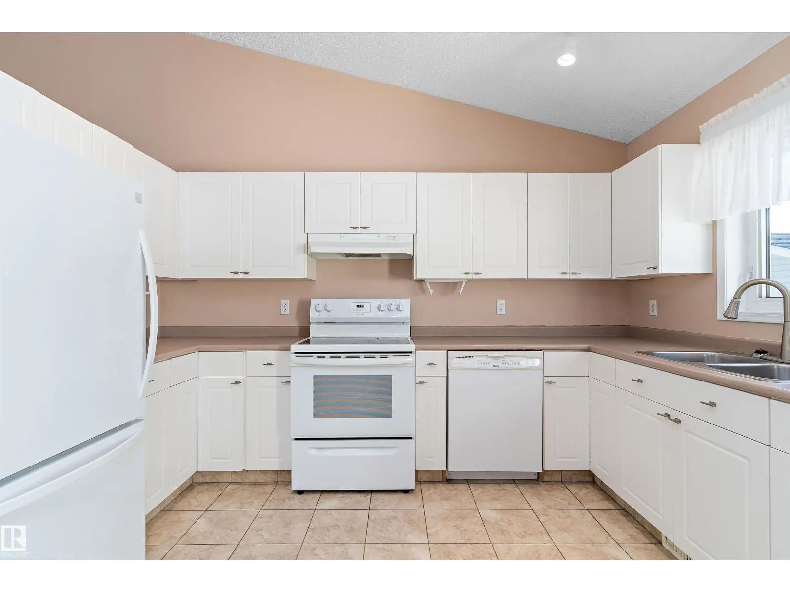 15028 128 ST NW