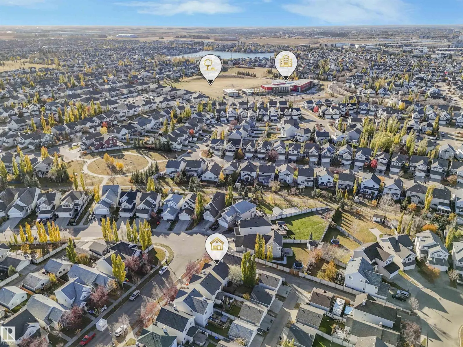 7952 13 AV SW