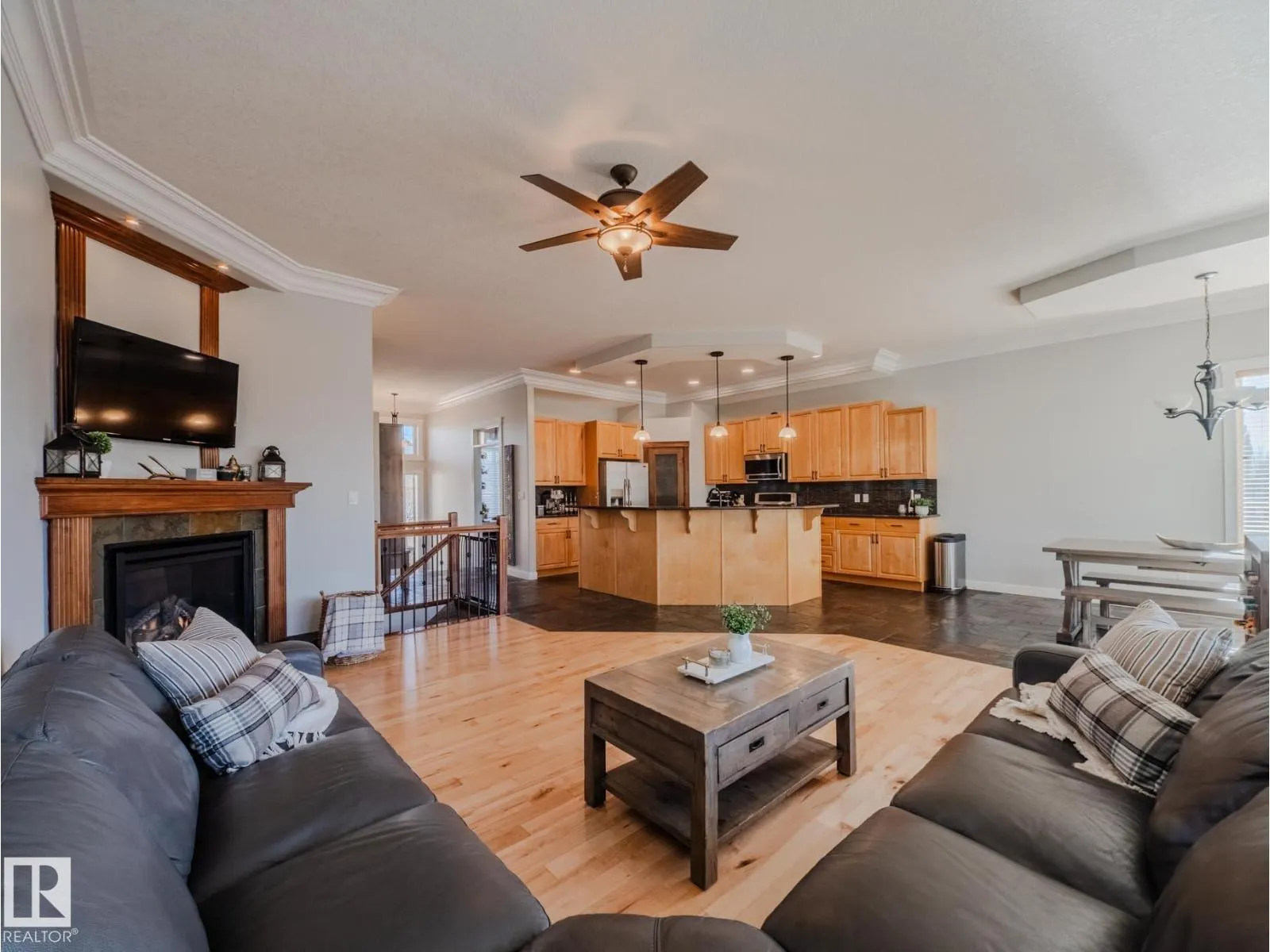 5204 63 ST