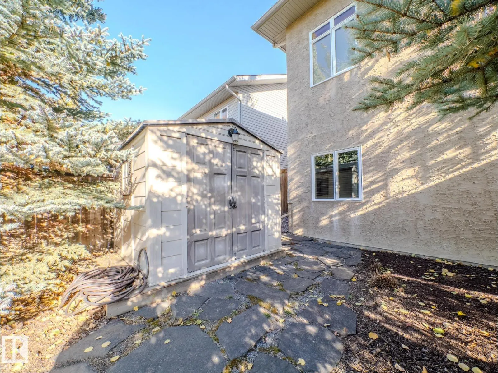 5204 63 ST