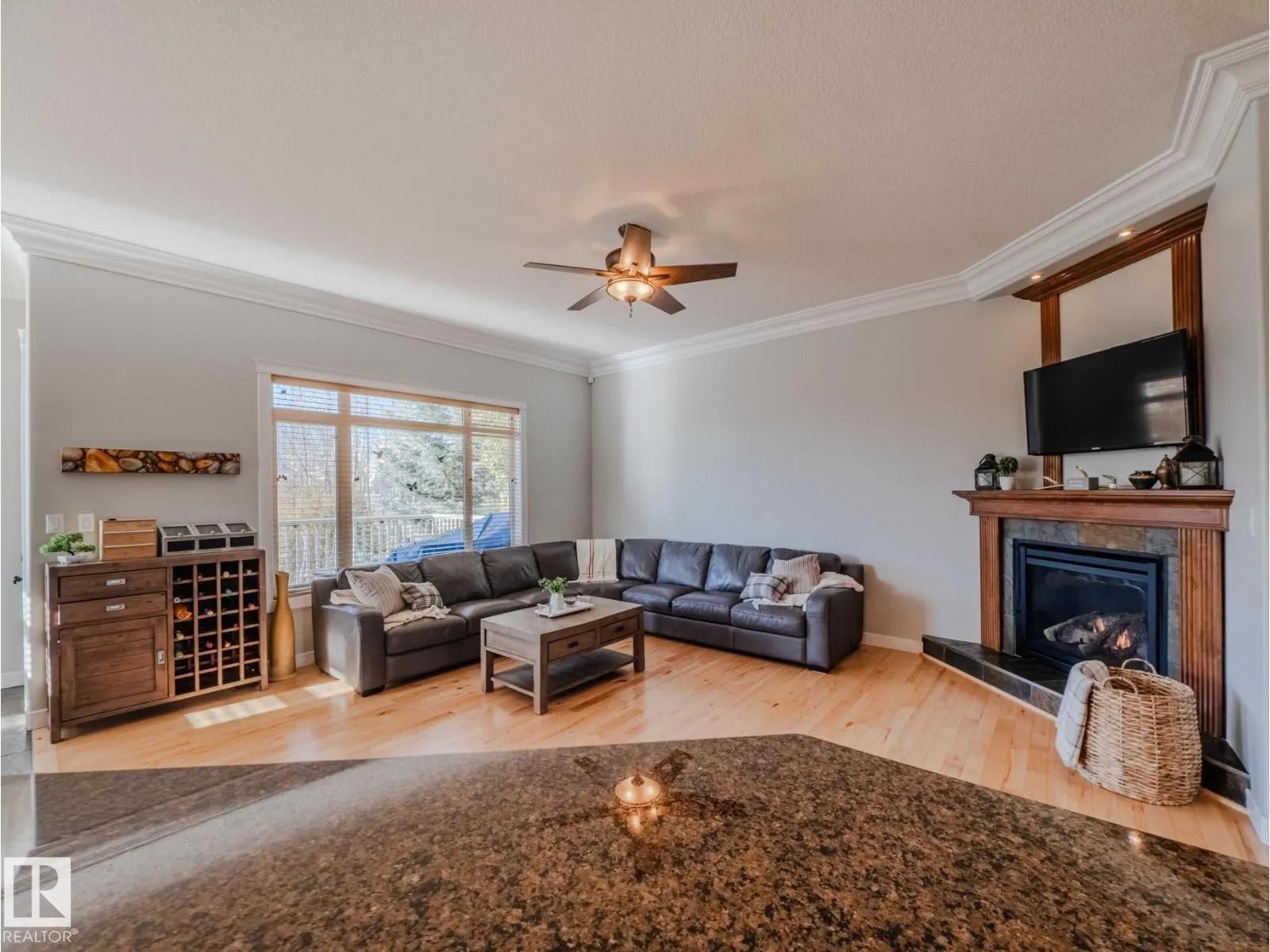 5204 63 ST