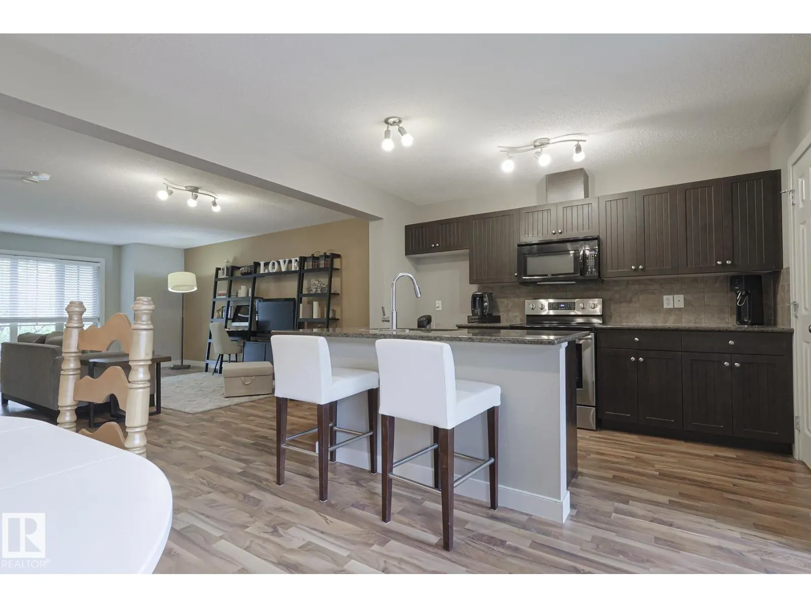 2544 ANDERSON WY SW